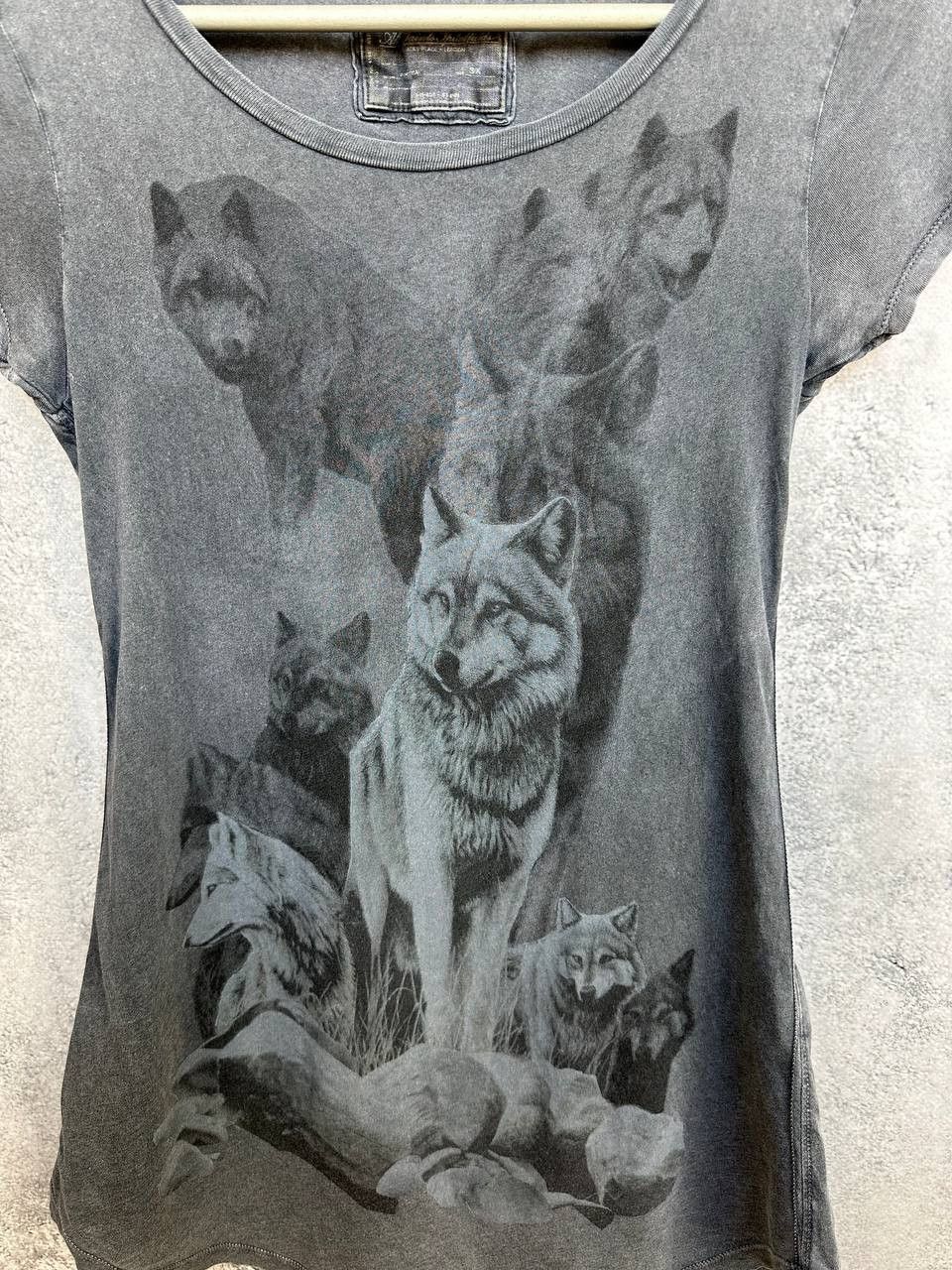 Allsaints AllSaints Spitalfields Nighthunders Tee Wolves T-Shirt Size XS / US 0-2 / IT 36-38 - 6 Thumbnail
