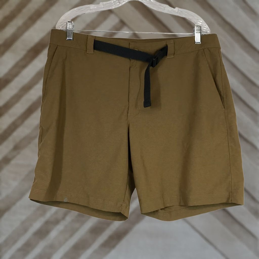 Vintage Columbia Mens 38 X 8 Brown Belted Polyester Blend Shorts Size US 38 / EU 54 - 1 Thumbnail