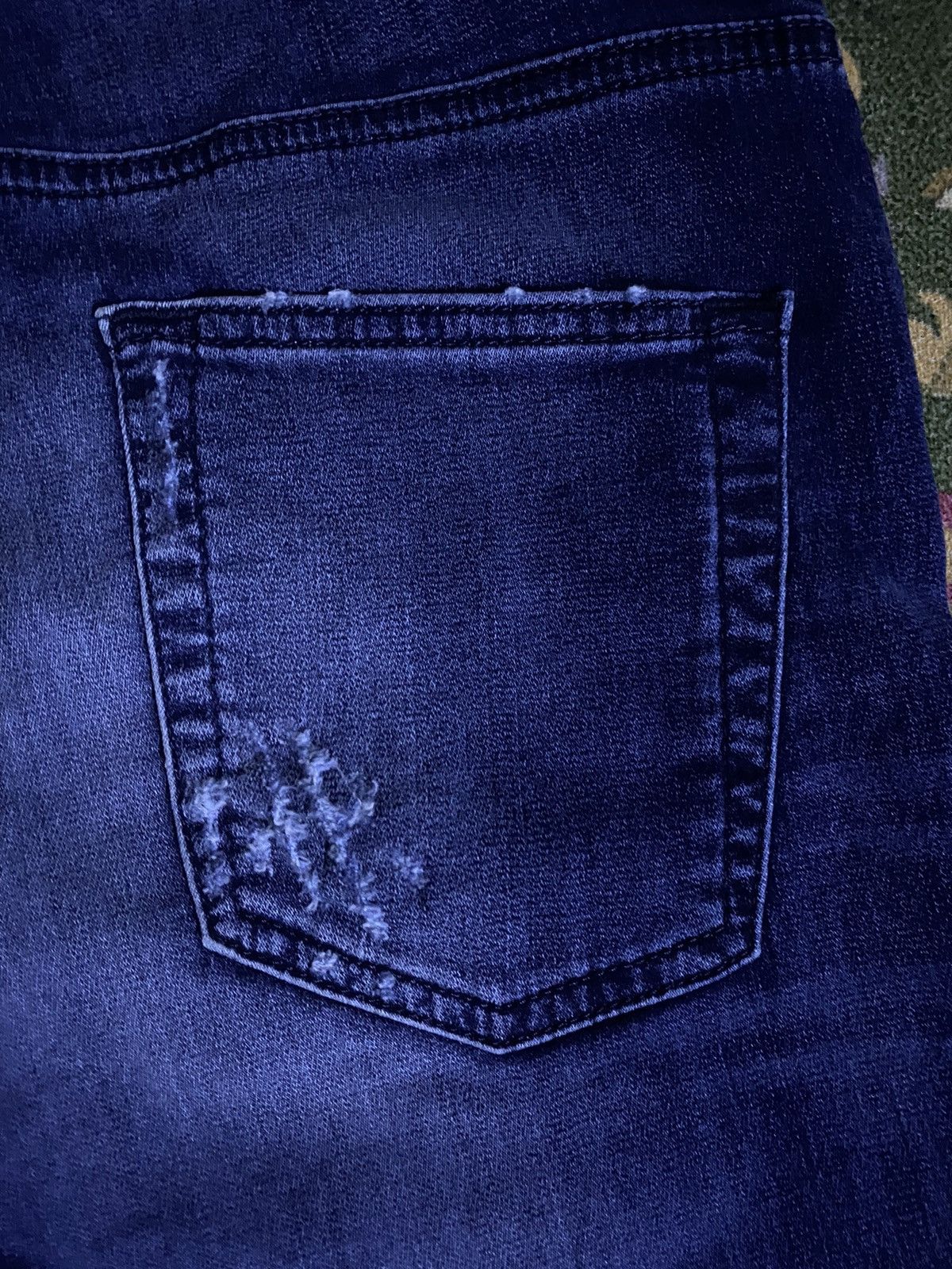 Diesel 🔥RARE🔥🔥DIESEL Slim Fit Distressed Denim Jeans Size US 27 - 8 Thumbnail