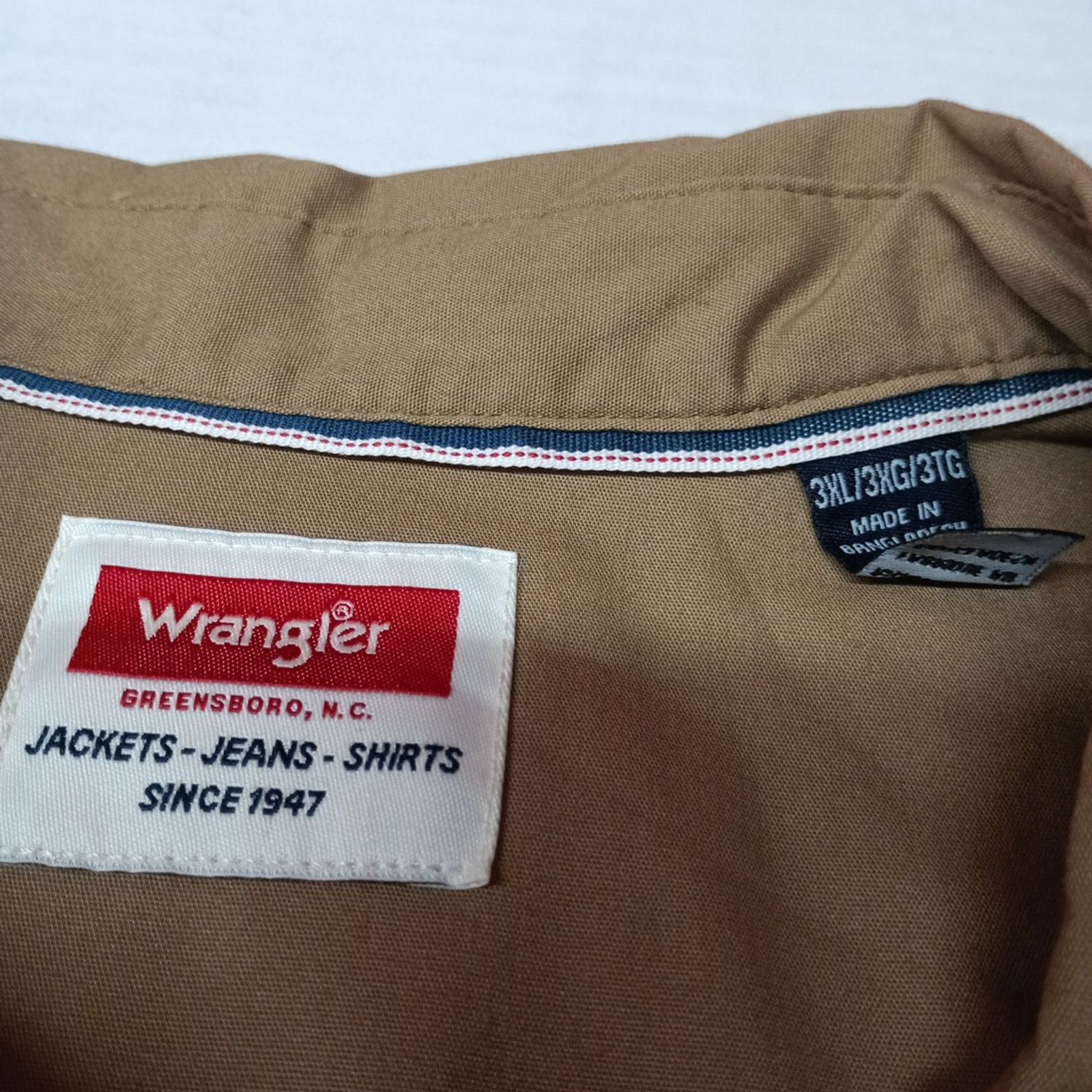 Wrangler Wrangler Big Men's Relaxed Fit Woven Shirt Size 3XL Brown Size US XXL / EU 58 / 5 - 5 Thumbnail
