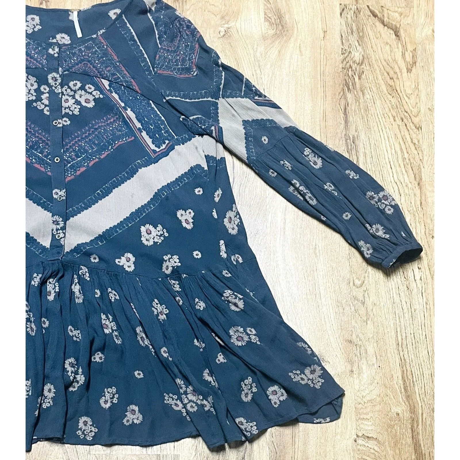 Free People VINTAGE? No — Free People Dress Floral Brown Hippie Bohemian Women’s Small Knee Length Long Sleeve Rayon Cotton Blend Shirt? Size S / US 4 / IT 40 - 3 Thumbnail