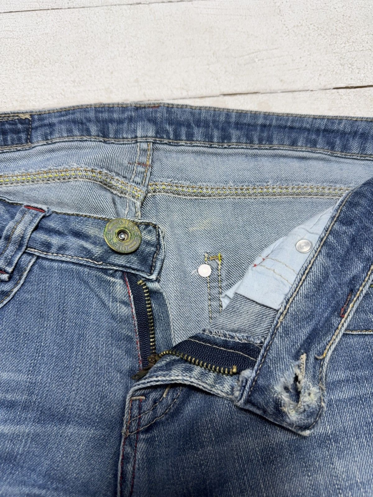 Diesel 90s Retro Y2K Diesel Industry Y2K Bootcut Flared Jeans Denim Size 30" / US 8 / IT 44 - 11 Thumbnail