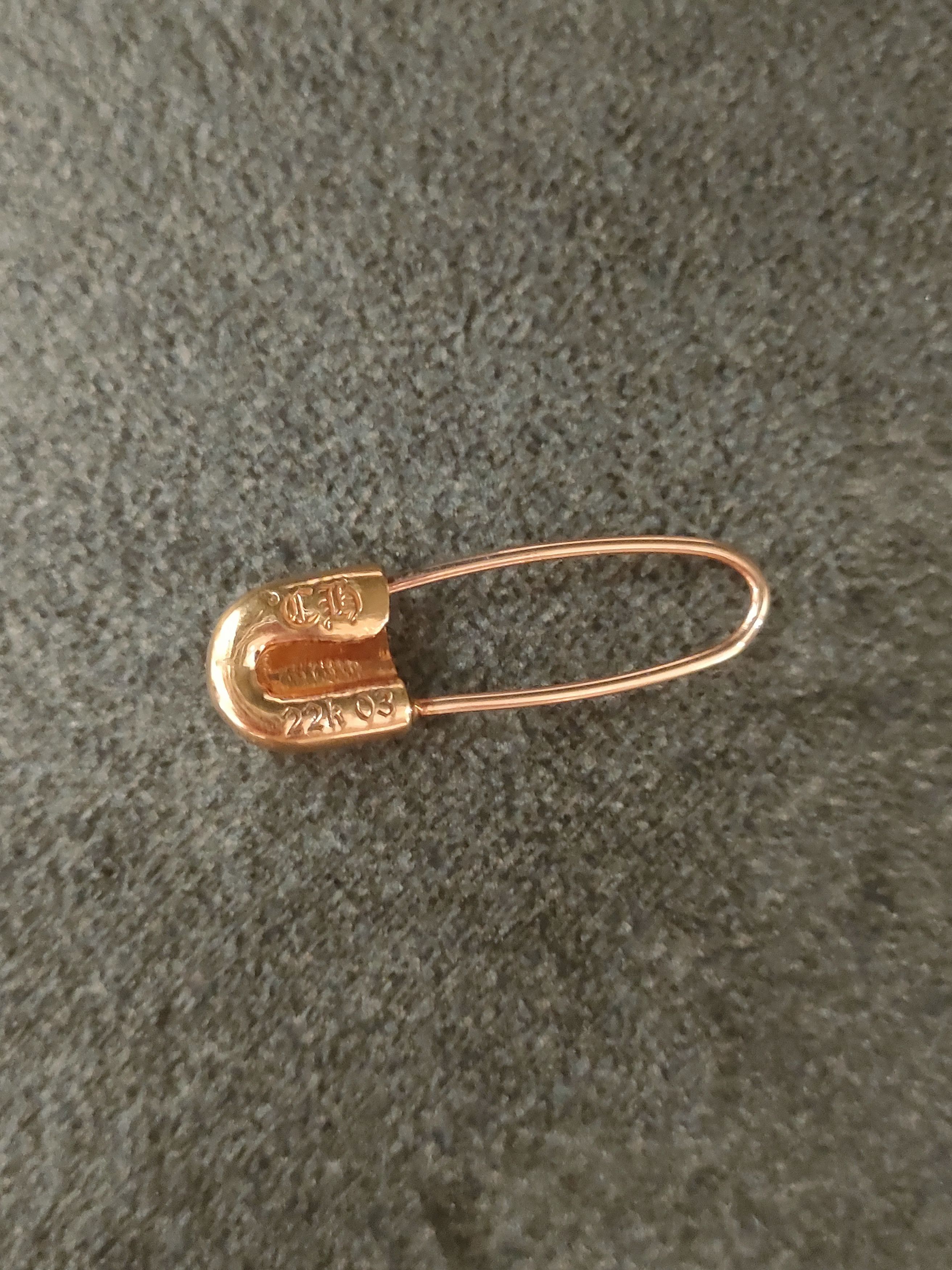 Chrome Hearts Chrome Hearts 22K Gold Diamond Safety Pin Earring Size ONE SIZE - 6 Thumbnail