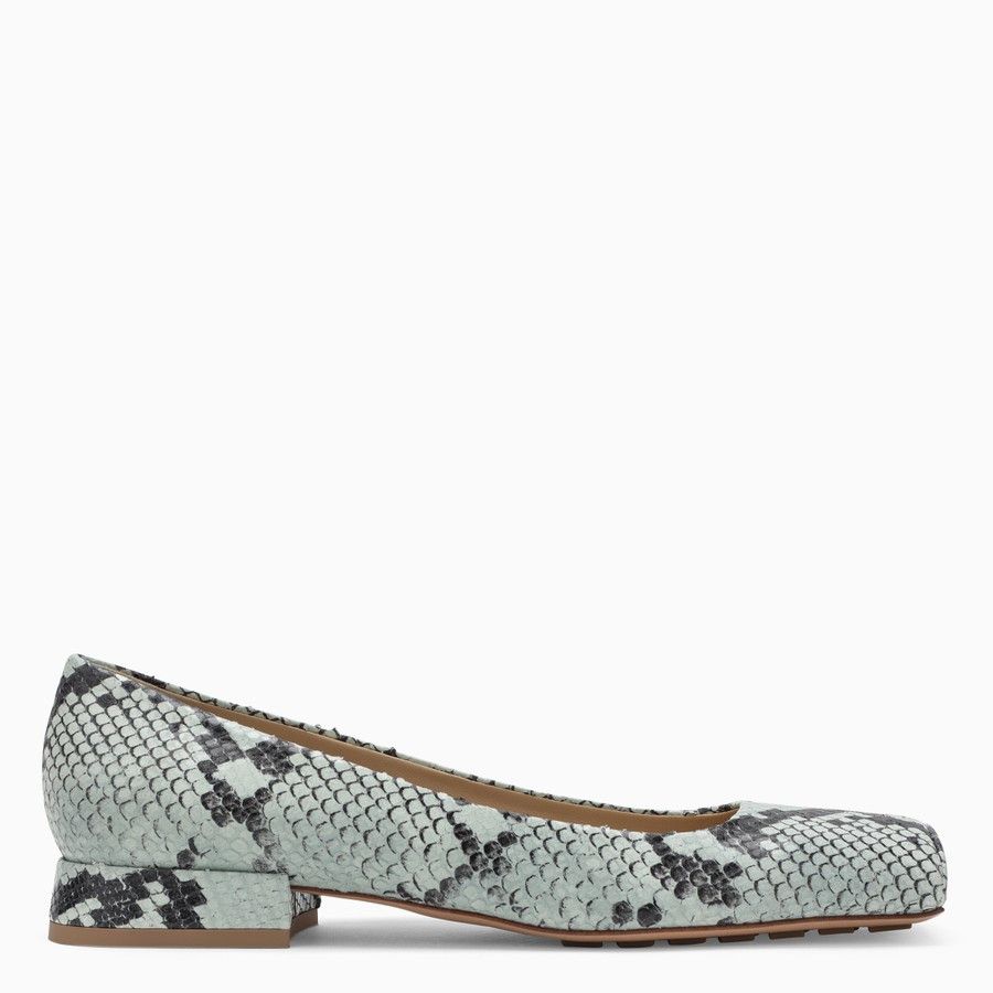 Bottega Veneta o1d2blof0824 Leather Ballerina in Multicolor Size US 6 / IT 36 - 2 Thumbnail