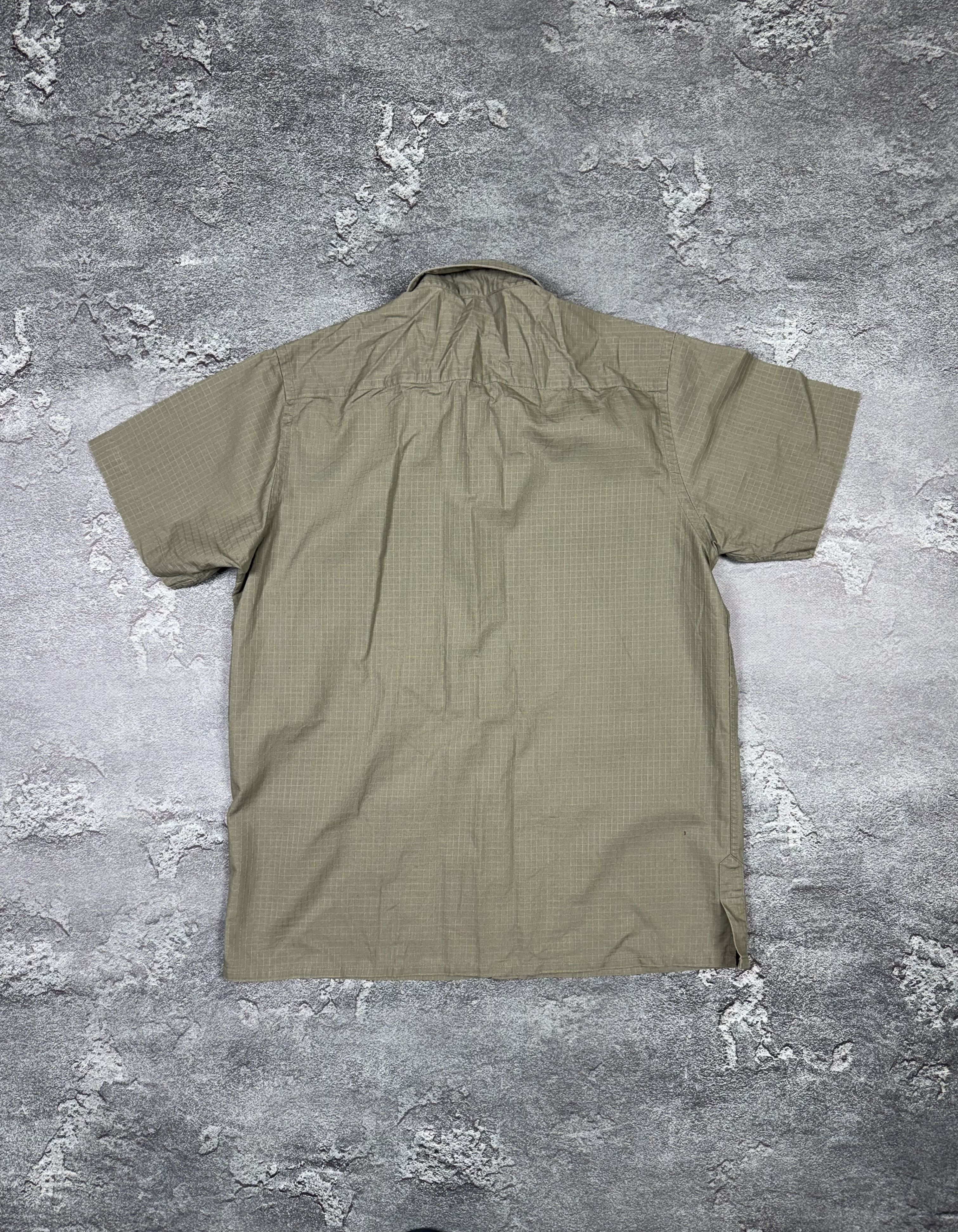 Kickers Kickers Plaid Short Sleeve Shirt Button Size M Y2K 2000s Size US M / EU 48-50 / 2 - 4 Thumbnail