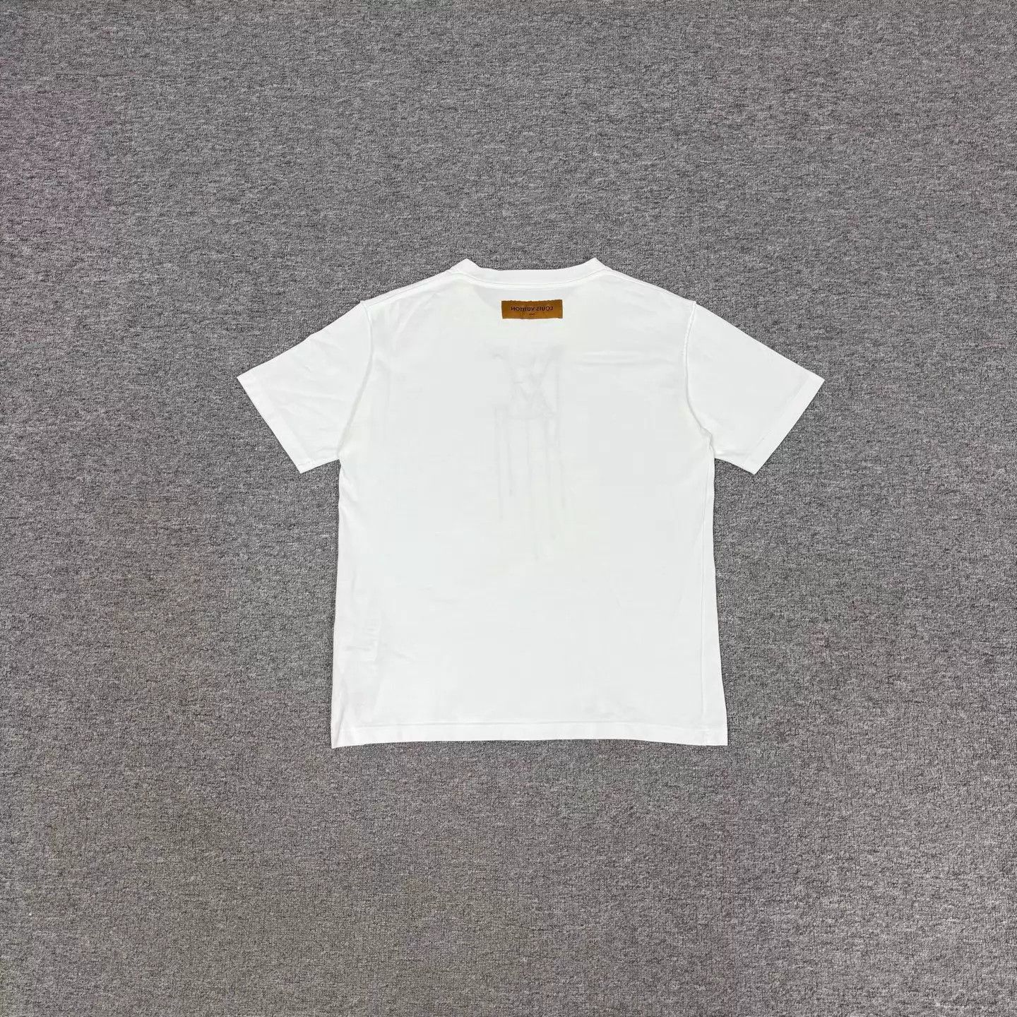 Louis Vuitton LV White Graffiti Letter Print SS Tee M 97 New Size US M / EU 48-50 / 2 - 2 Thumbnail