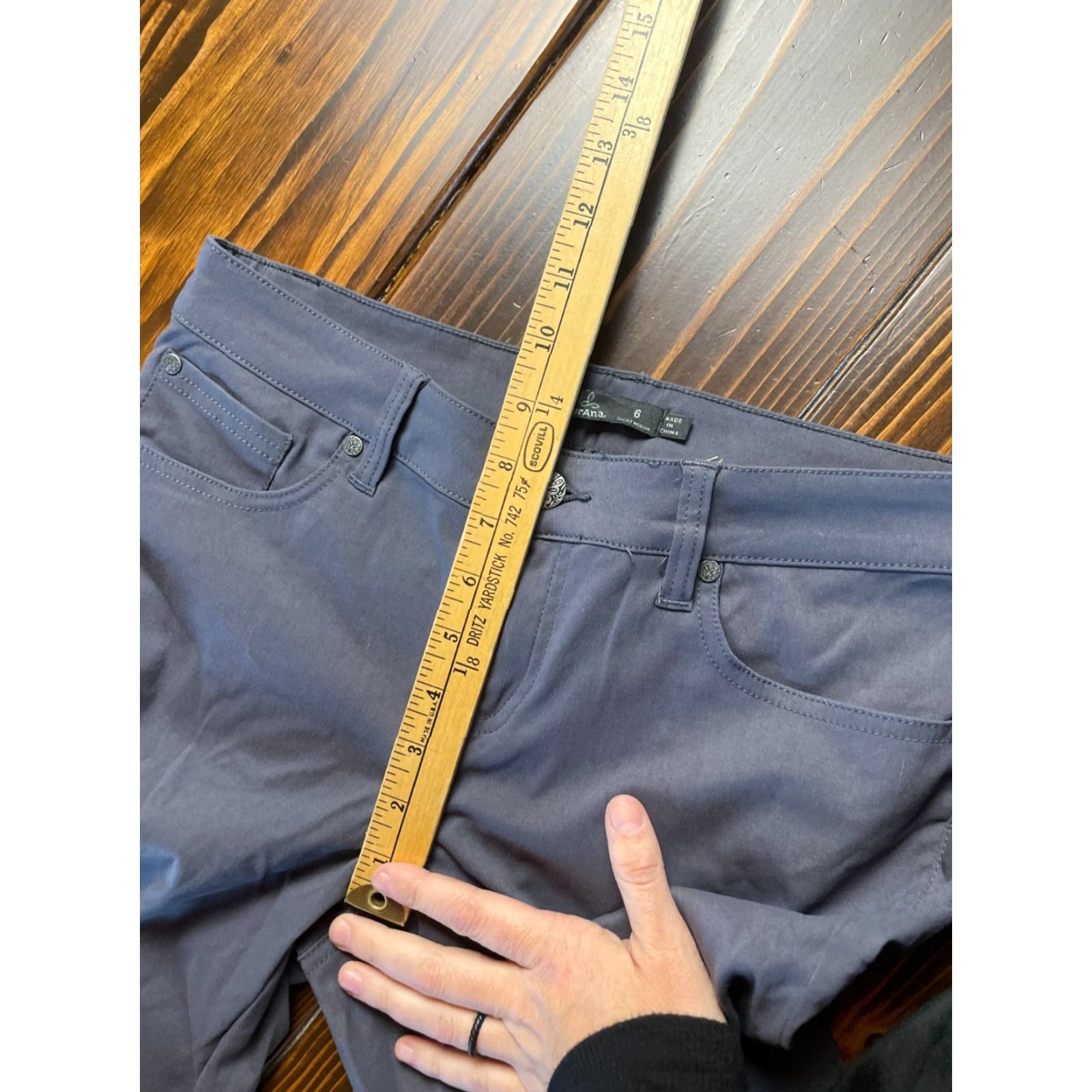 Prana prAna Jeans Women's 6 Gray Straight Leg Pockets Denim Regular Inseam 28.5 in Mid Rise Jeans Womens (Free Return) Size 28" / US 6 / IT 42 - 7 Thumbnail