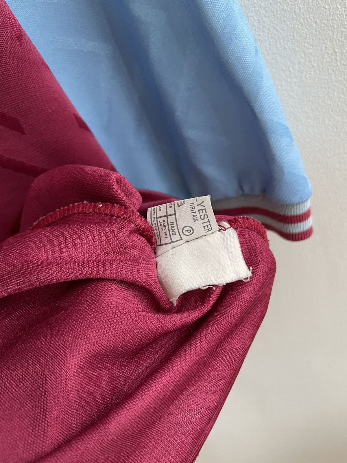 Vintage Bobby Moore West Ham United 1993 1994 1995 Football Shirt Size US XXL / EU 58 / 5 - 14 Thumbnail