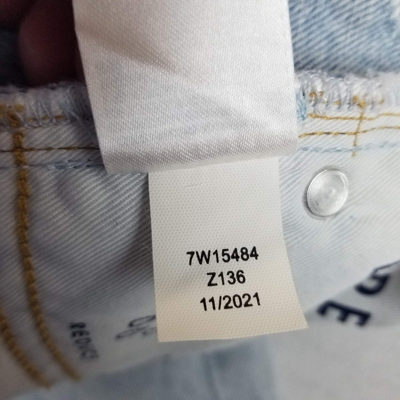 Lucky Brand Lucky Brand Jeans Womens 6 28R Light Wash Drew Mom High Rise Size 28" / US 6 / IT 42 - 7 Thumbnail