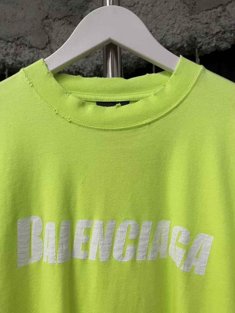Balenciaga Balenciaga Balenciaga Fluorescent Green Short Sleeve Shirt Size US XS / EU 42 / 0 - 7 Thumbnail