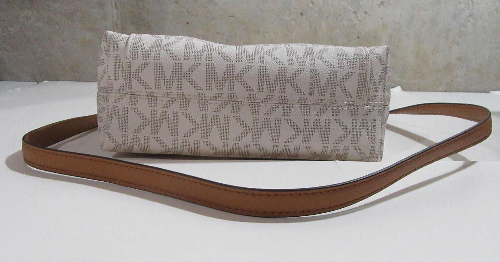 Michael Kors Michael Kors Morgan Medium Messenger Crossbody Bag Vanilla Size ONE SIZE - 8 Thumbnail