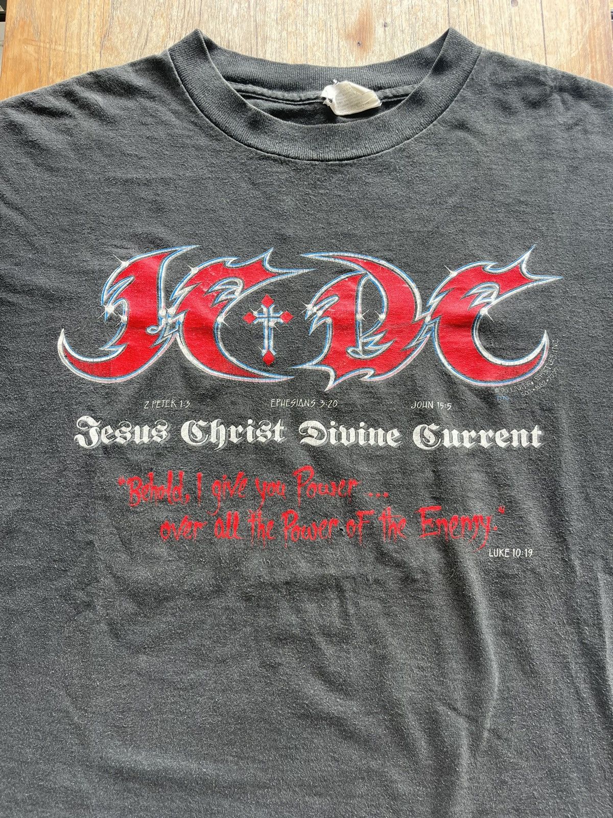 Vintage Vintage JCDC Jesus Parody AC/DC 1990’s T-shirt Size US XL / EU 56 / 4 - 4 Thumbnail