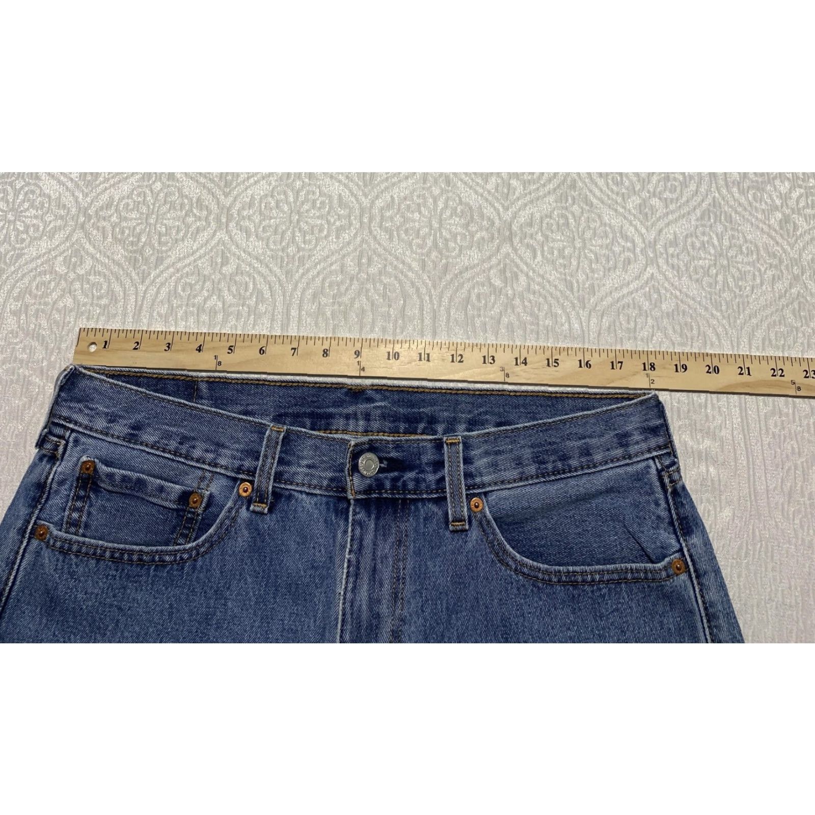 Levi's Levi's Jeans Mens 36x32 Blue Denim 100% Cotton Straight Leg Five Pocket Classic Size US 36 / EU 52 - 5 Thumbnail