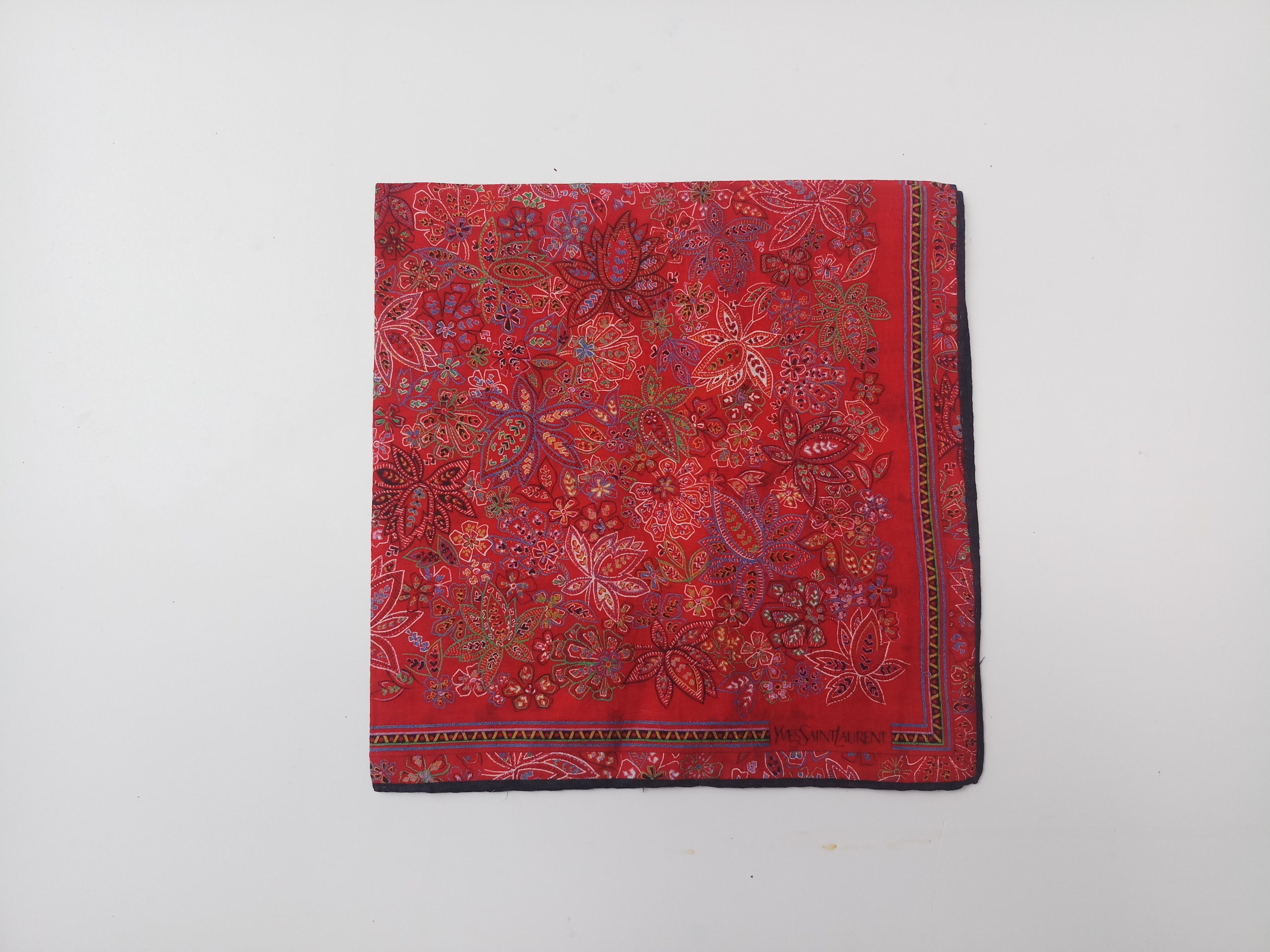 Yves Saint Laurent Yves saint laurent handkerchief cotton 100% Bandana Size ONE SIZE - 1 Thumbnail