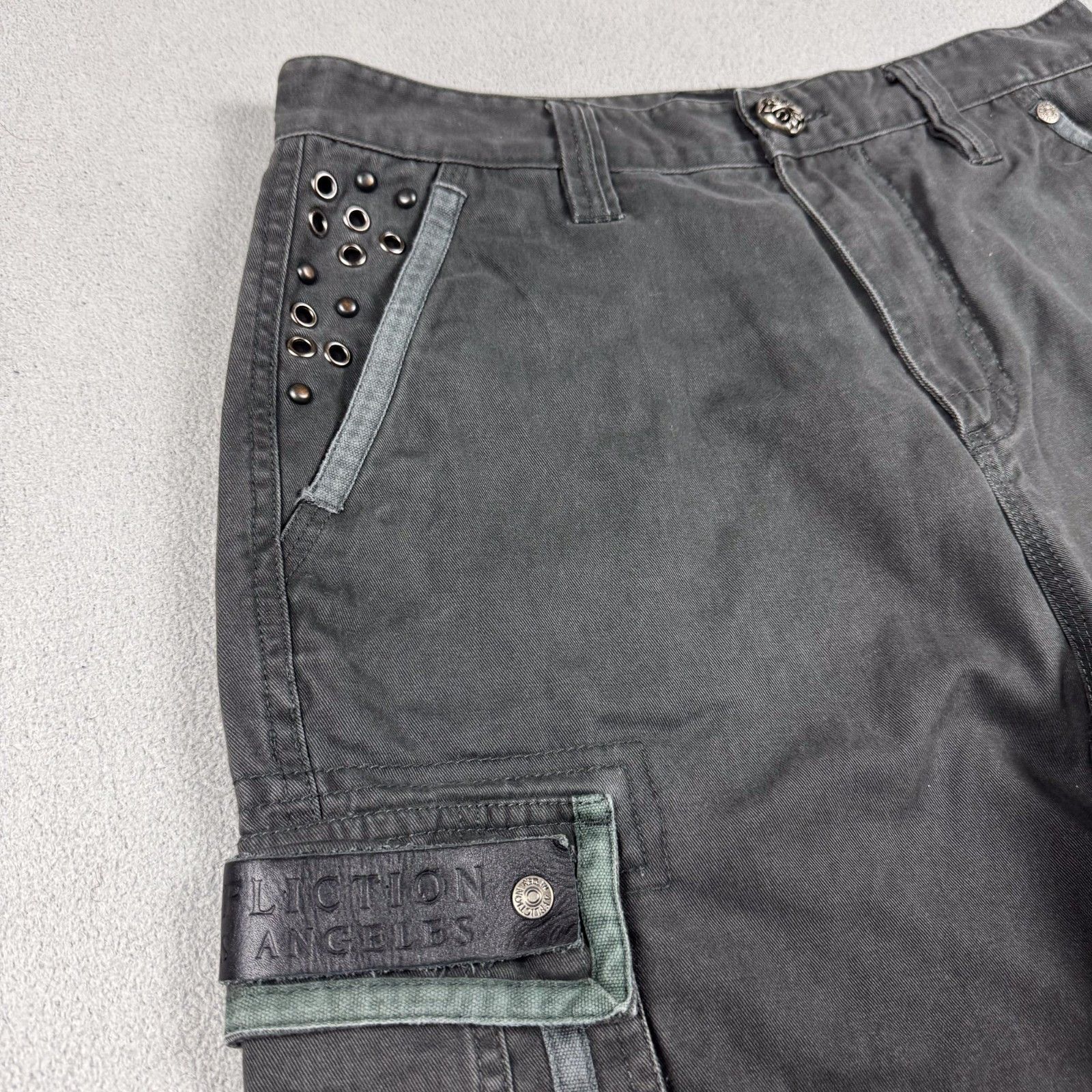 Affliction Affliction Cargo Shorts 32 Chrome Cybergrunge Y2K Mallgoth Size US 32 / EU 48 - 4 Thumbnail