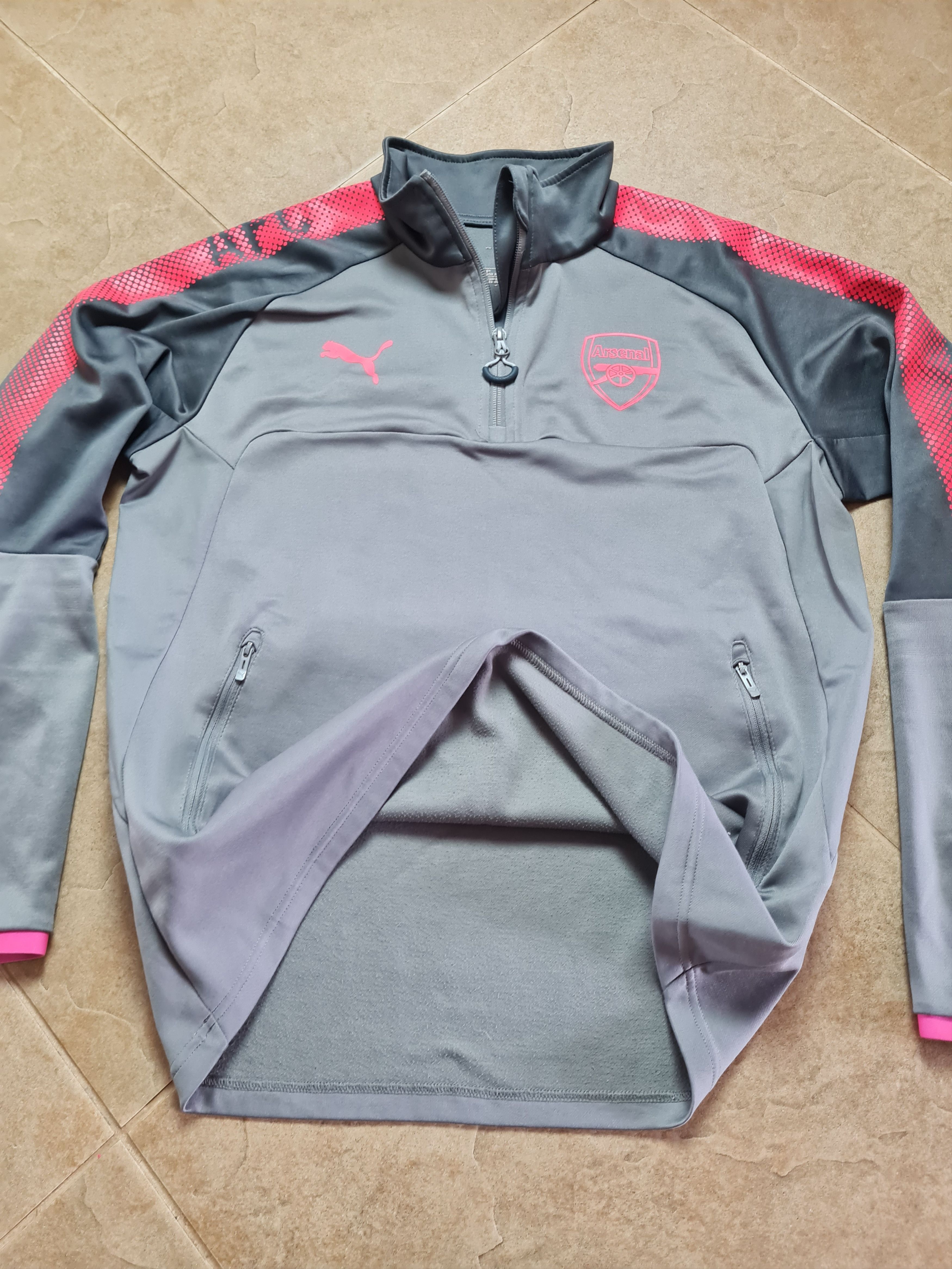 Puma JERSEY ARSENAL TRAINING SOCCER SHIRT LONG SLEEVE PUMA SZ M Size US M / EU 48-50 / 2 - 20 Thumbnail
