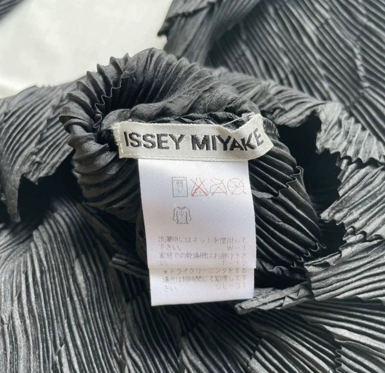Issey Miyake Issey Miyake Black dragon scale jacket Size XS / US 0-2 / IT 36-38 - 9 Thumbnail