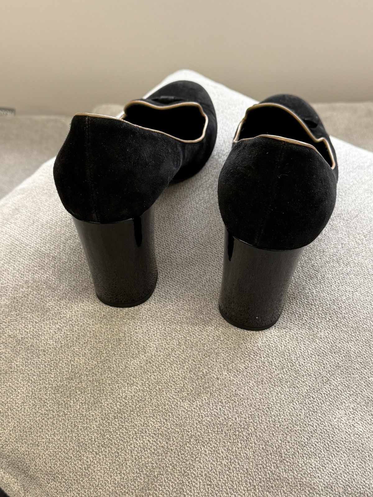 Louis Vuitton Louis Vuitton Pump Suede Uniform Shoes Size 40 Size US 10 / IT 40 - 5 Thumbnail