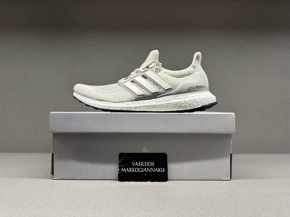 Adidas Adidas Ultra Boost 1.0 Cream Chalk 2022 Size US 9 / EU 42 - 1 Thumbnail