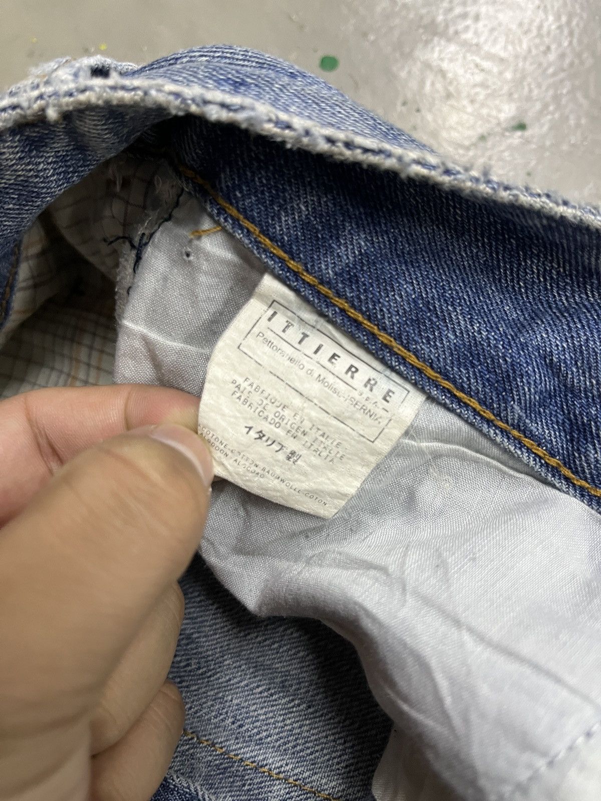 Dolce & Gabbana Vintage Dolce Gabbana Distressed DG Logo Denim Jeans Baggy Size US 32 / EU 48 - 18 Thumbnail