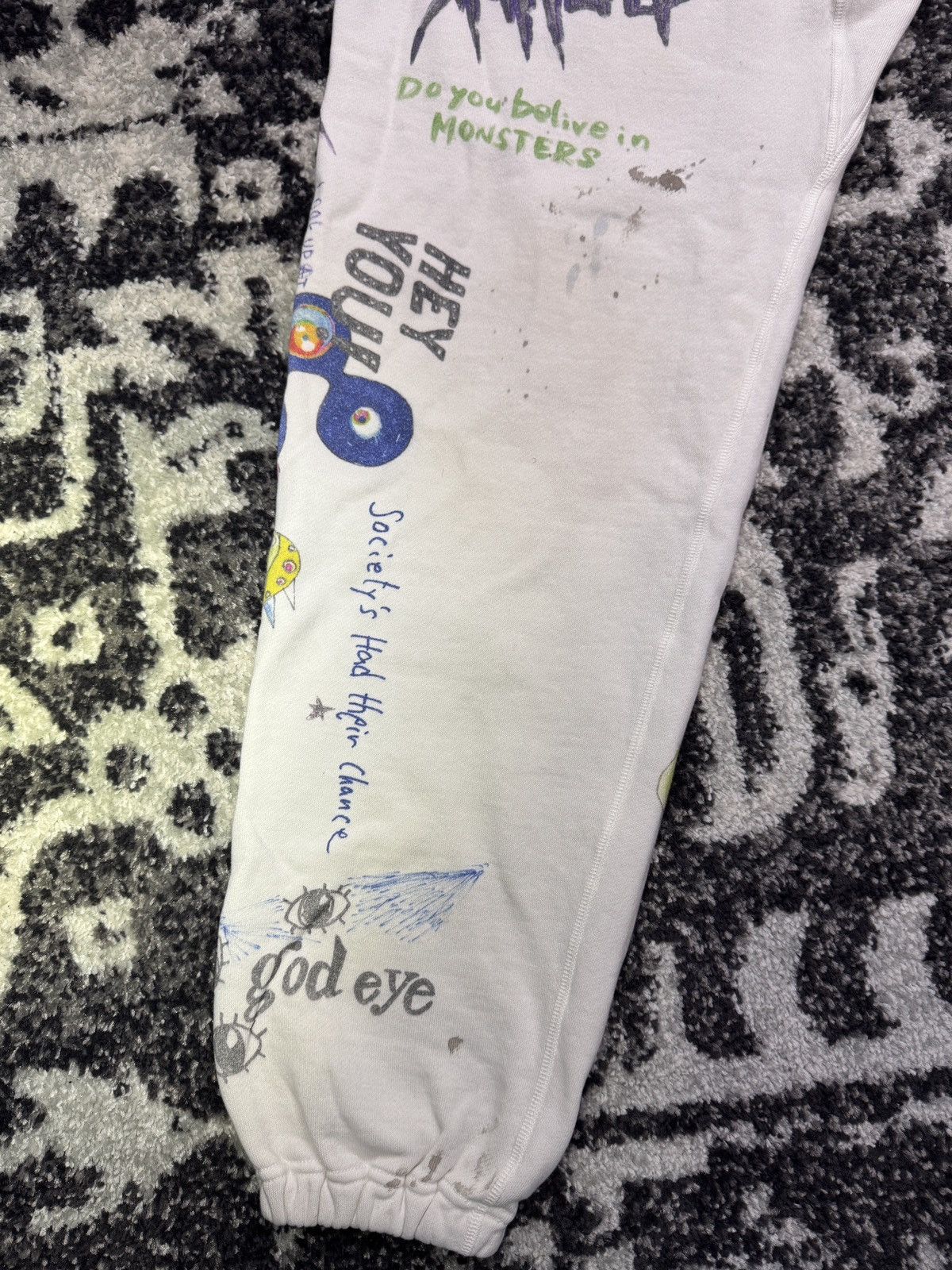 Saint Michael Saint Michael X Takashi Murakami Grafitti Sweat Pants LARGE Size US 34 / EU 50 - 11 Thumbnail