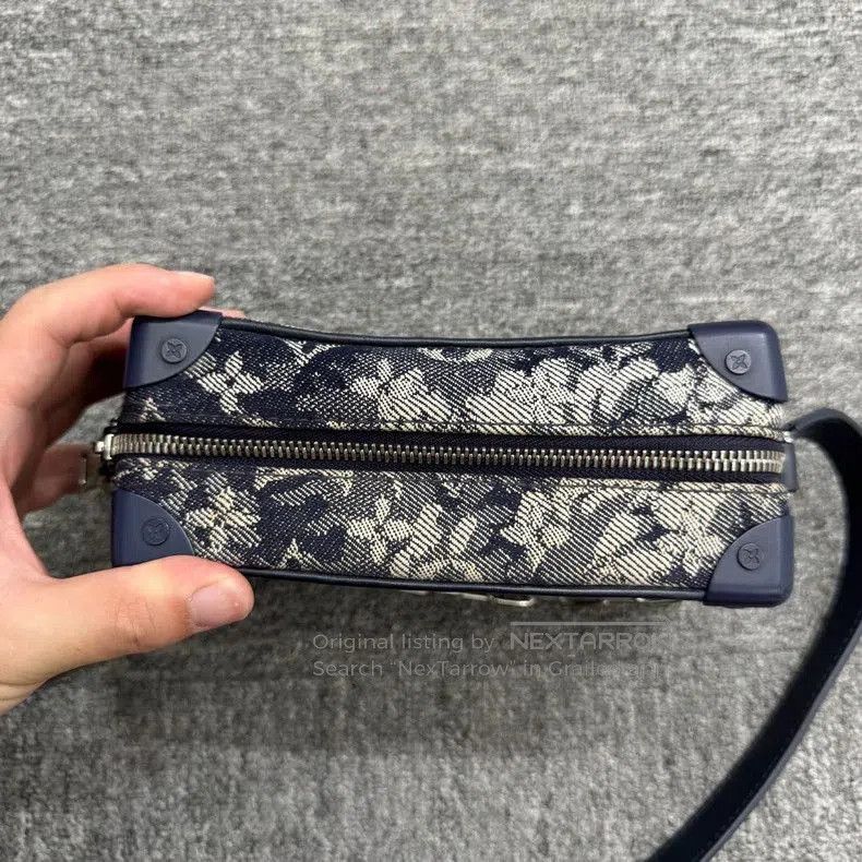 Louis Vuitton Louis Vuitton Tapestry Denim Box Bag. Size ONE SIZE - 4 Thumbnail
