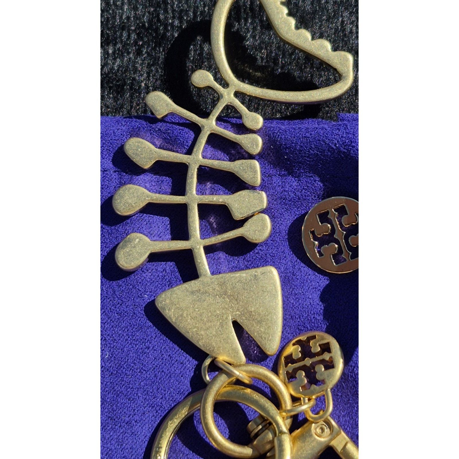 Tory Burch Tory Burch Roxanne Logo Fish Bone Charm Keychain Size ONE SIZE - 6 Thumbnail