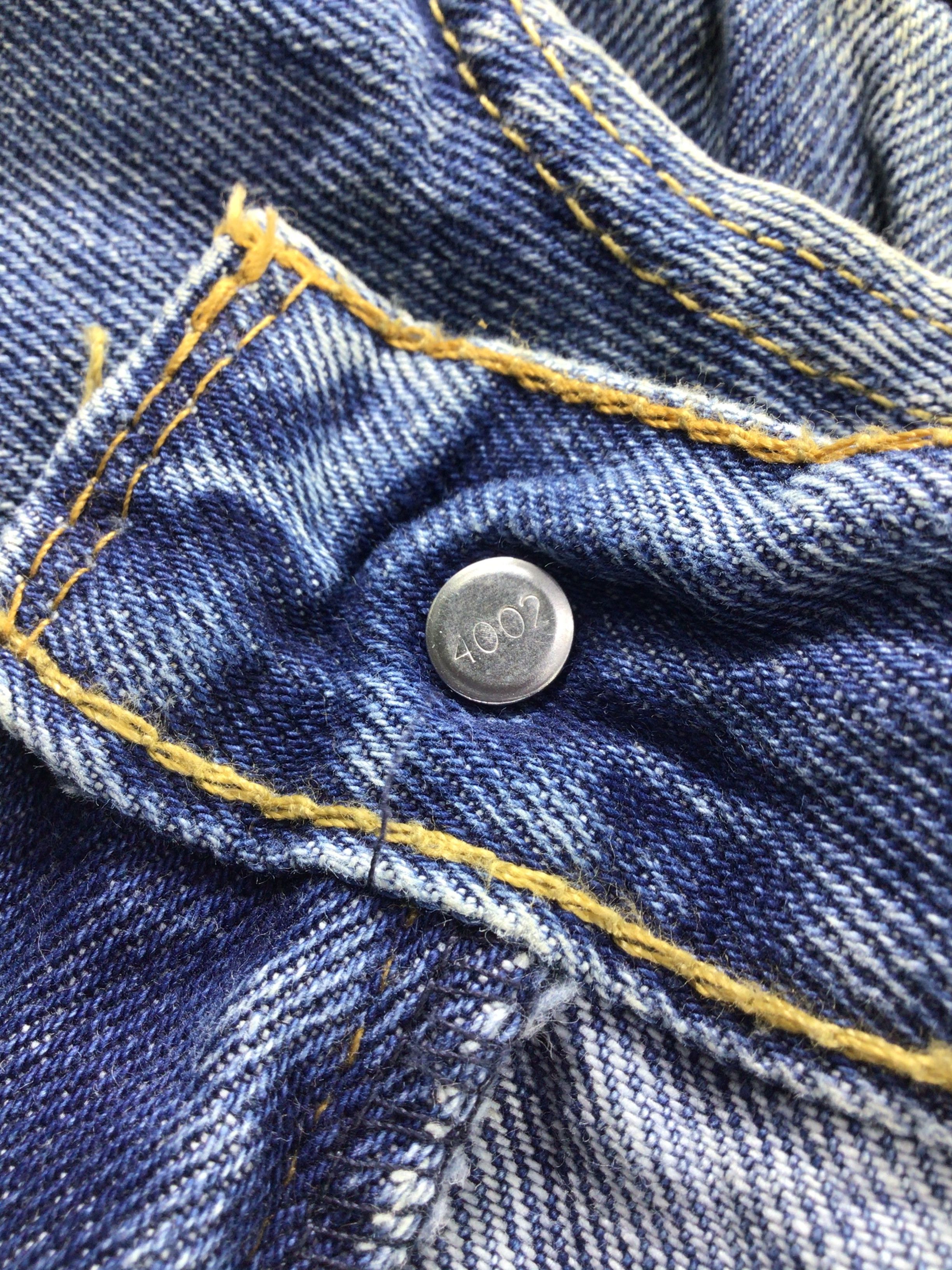 Levi's Vintage Levis 550 Jeans Medium Wash Denim -J452 Size US 39 - 9 Thumbnail