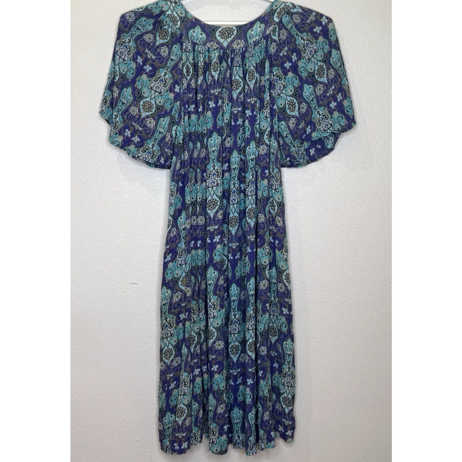 Vintage VINTAGE Go Softly Patio Lounge Button Front Midi Dress Womens Size PP Short Sleeve Rayon Size 28" / US 6 / IT 42 - 6 Thumbnail