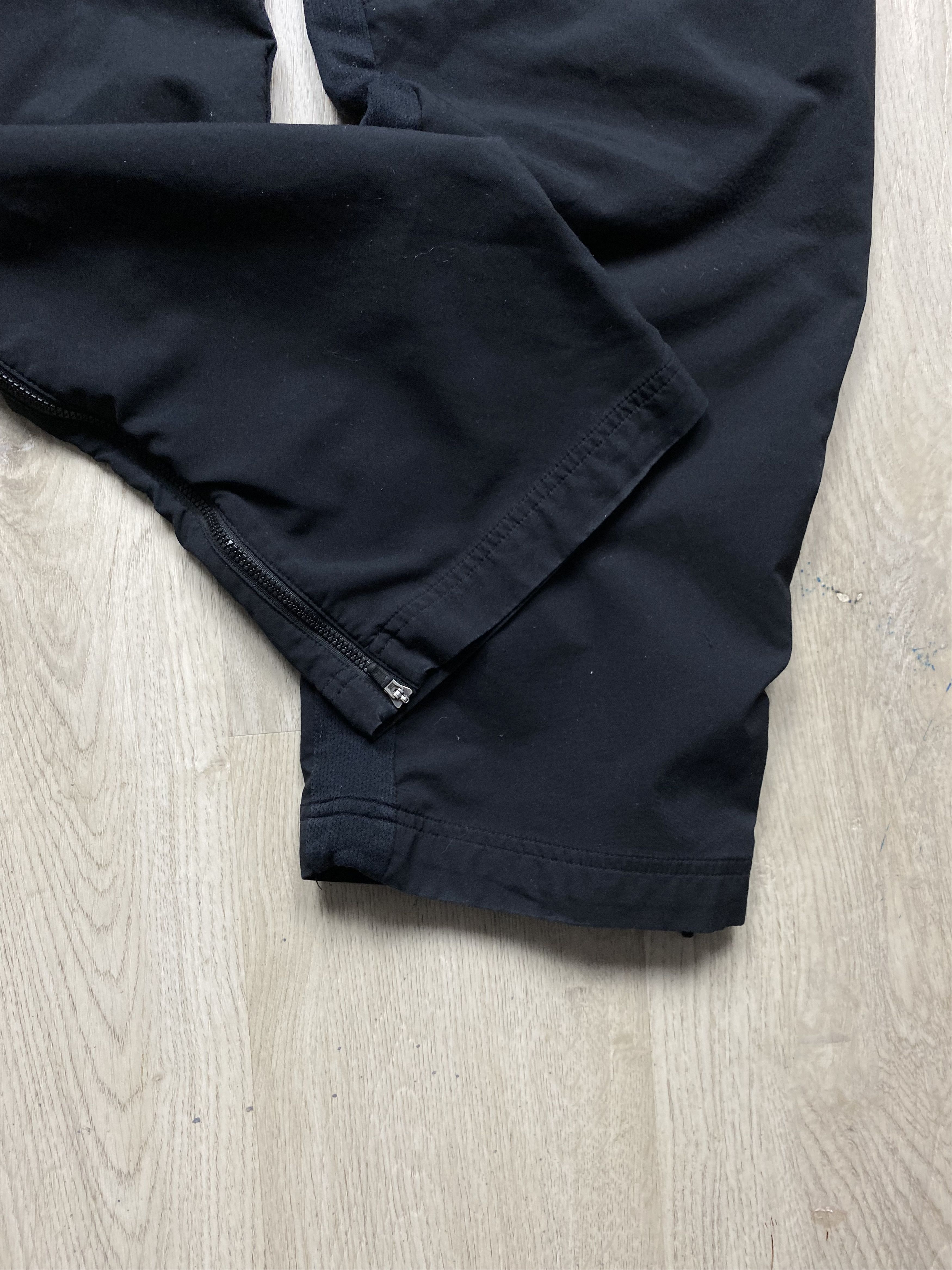 Nike Nike Vintage Dri Fit Nylon Track Pants Y2K Drill Gorpcore Size US 32 / EU 48 - 9 Thumbnail