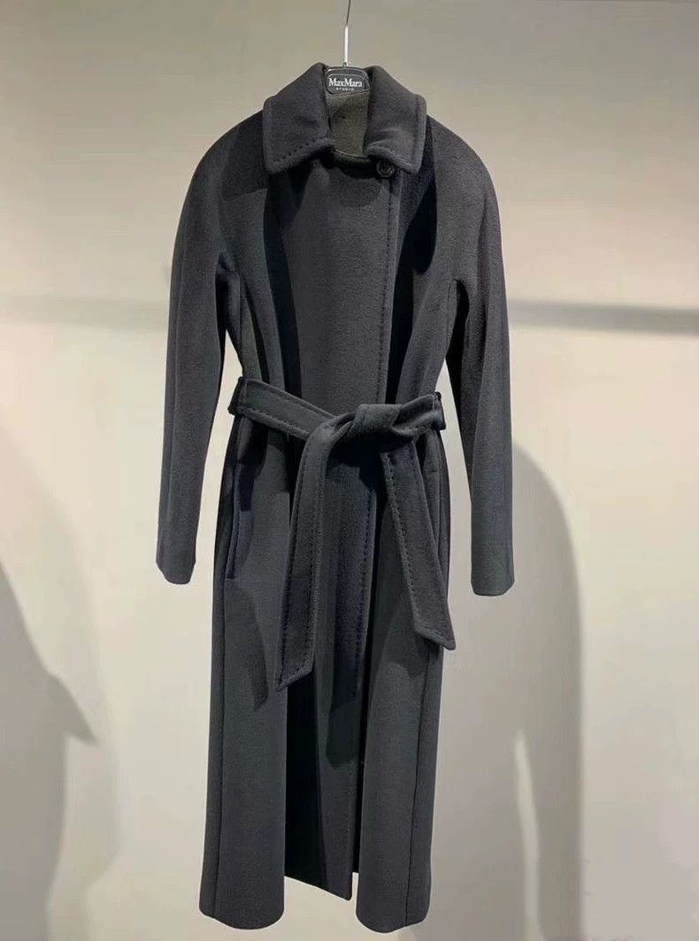 Max Mara Max Mara Thick, warm, long coat Size L / US 10 / IT 46 - 1 Thumbnail