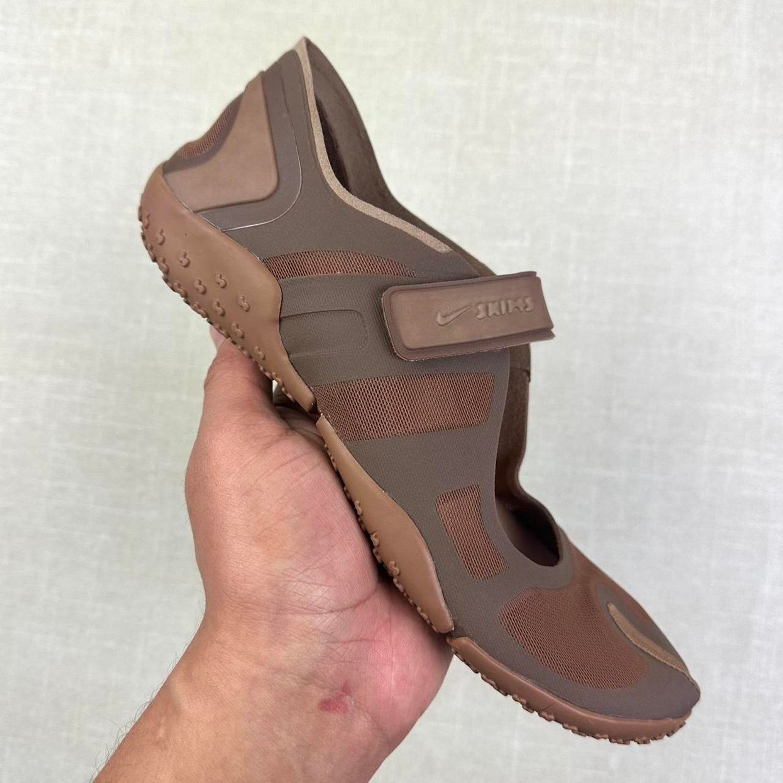 SKIMS 🦂 SKIMS x Nike Rift Mesh “Archaeo Brown” 6W Size US 6 / IT 36 - 1 Thumbnail