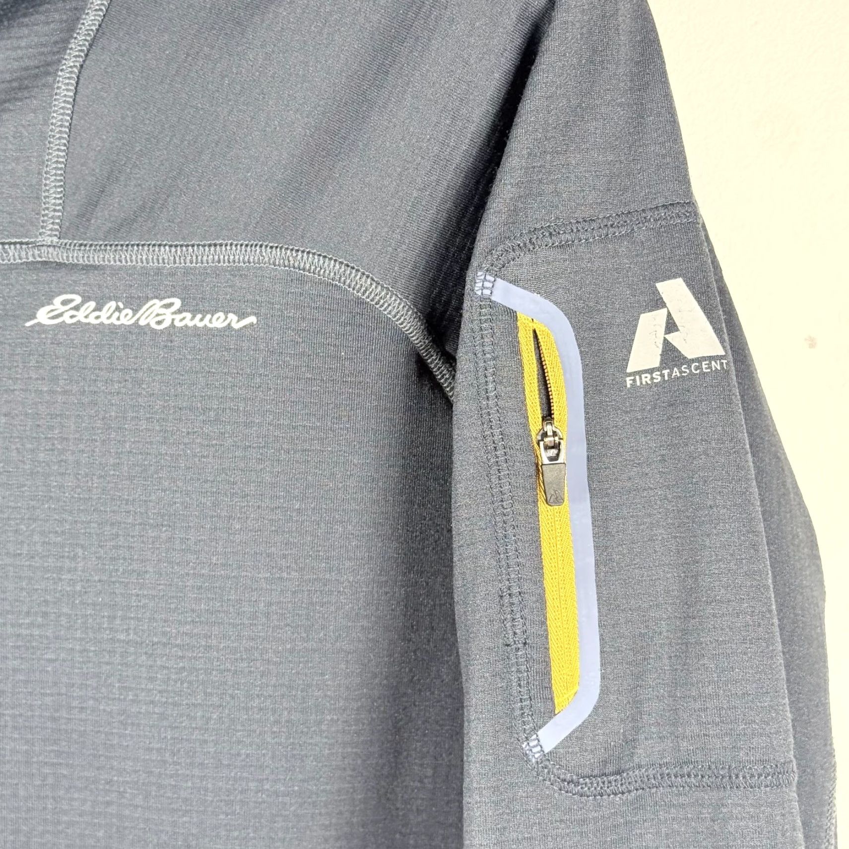 Eddie Bauer Eddie Bauer High Route Grid Fleece 1/2-Zip Hoodie Gray Thumbhole Men's - Medium Hoodie Men Gray 1/2 Zip Size US M / EU 48-50 / 2 - 5 Thumbnail