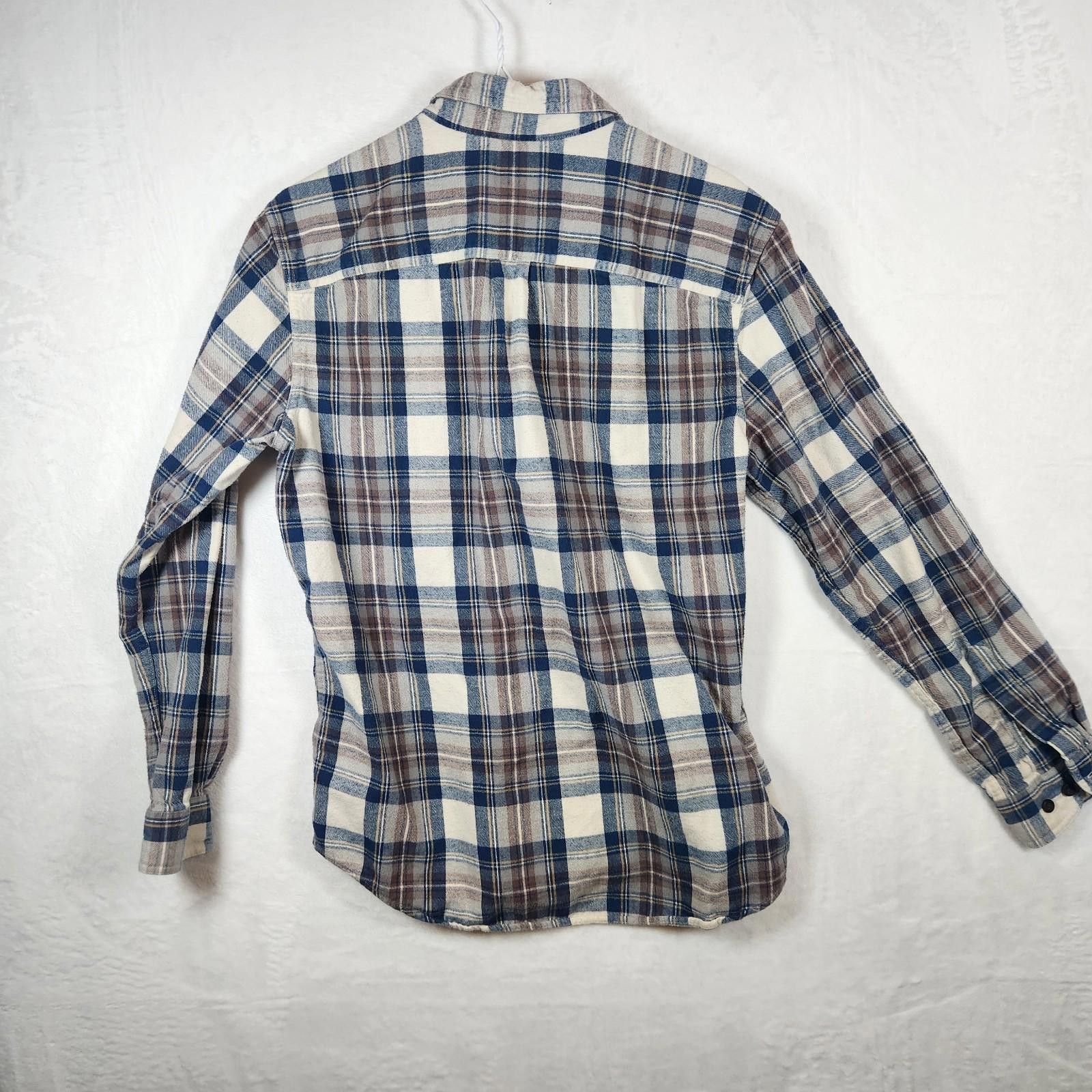 L.L. Bean LL Bean Slightly Fitted Plaid Multicolor Flannel Size Medium Size US M / EU 48-50 / 2 - 6 Thumbnail