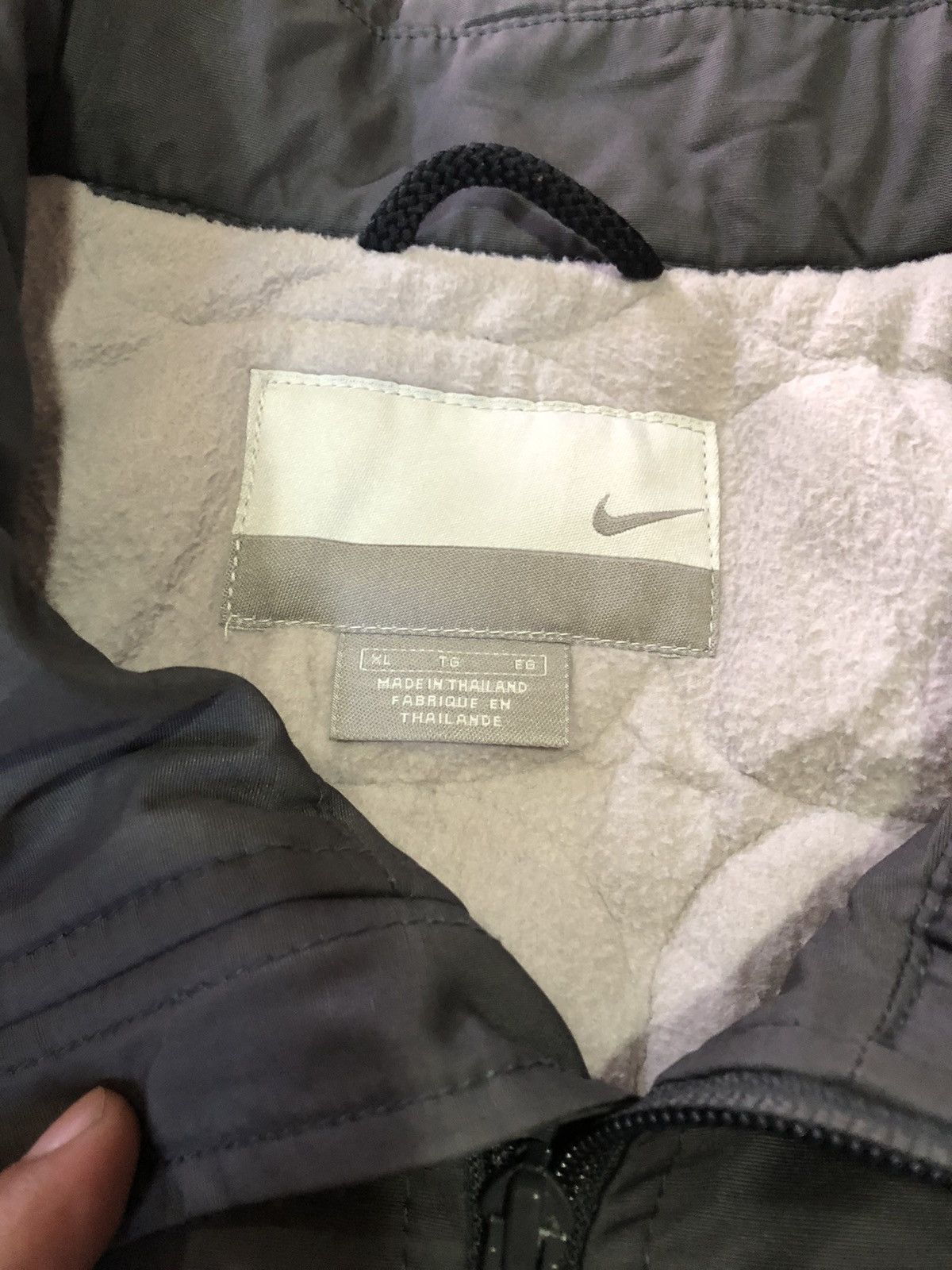 Nike Vintage Nike Y2K Gray Tag Winter Jacket Vest 2 In 1 Mens Size US L / EU 52-54 / 3 - 8 Thumbnail