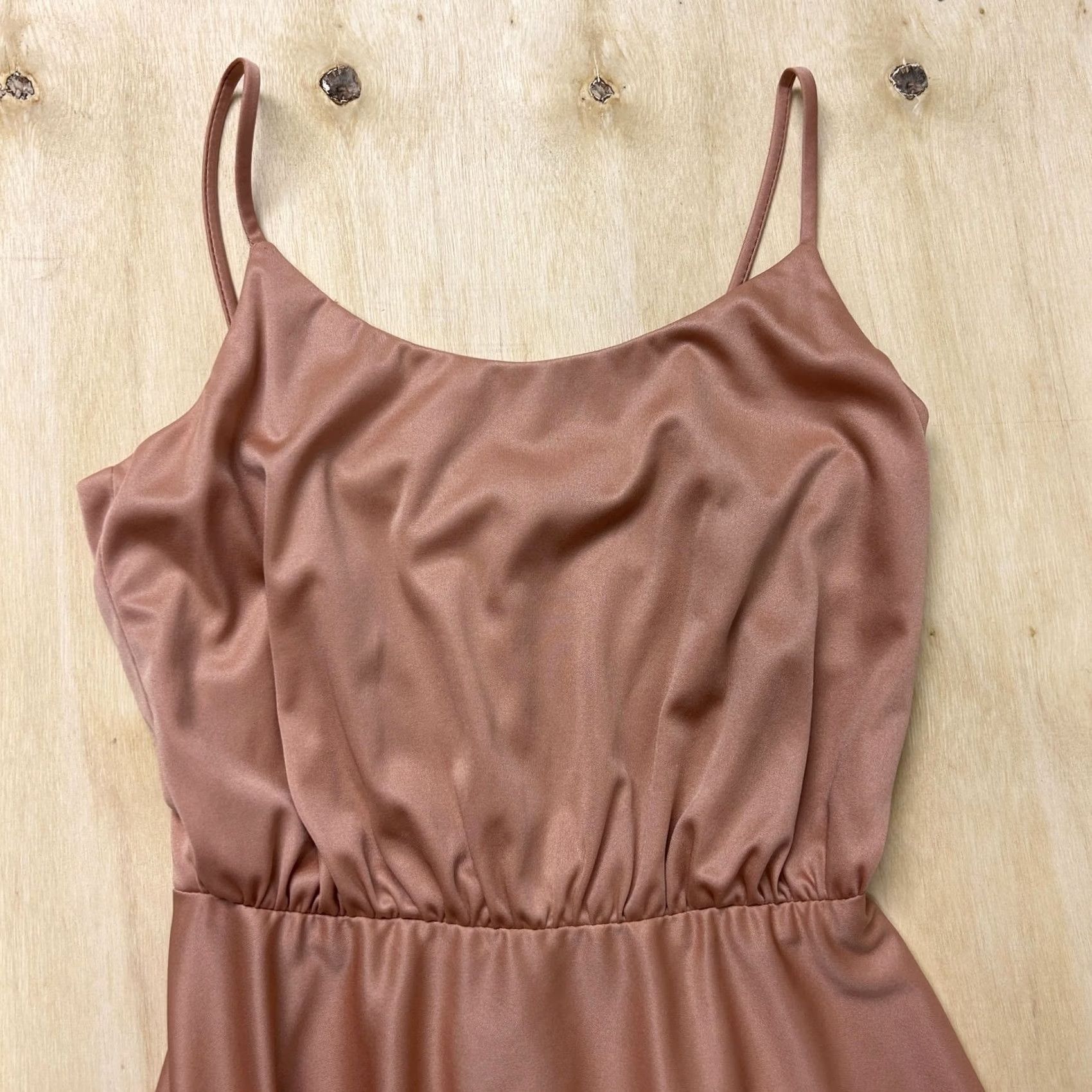 Vintage Y2K Dress Womens Small Beige Satin Slip Fit & Flare Midi Spaghetti Strap Party Size S / US 4 / IT 40 - 2 Thumbnail