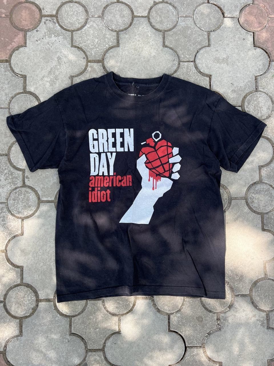 Band Tees Vintage Green Day American Idiot Tee Shirt Size US M / EU 48-50 / 2 - 1 Thumbnail