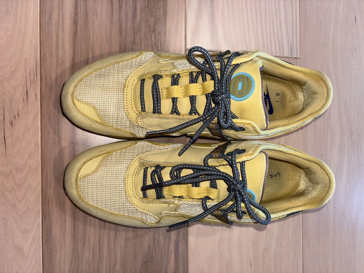 Nike × Travis Scott Nike Travis Scott Gold Saturn Size 10 Size US 10 / EU 43 - 3 Thumbnail