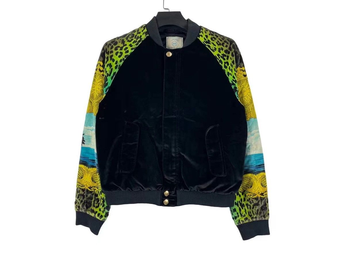 希少 VERSACE for H＆M Leopard Velvet Bomber H&M × Versace Versace x H&M Leopard Bomber Jacket | Grailed