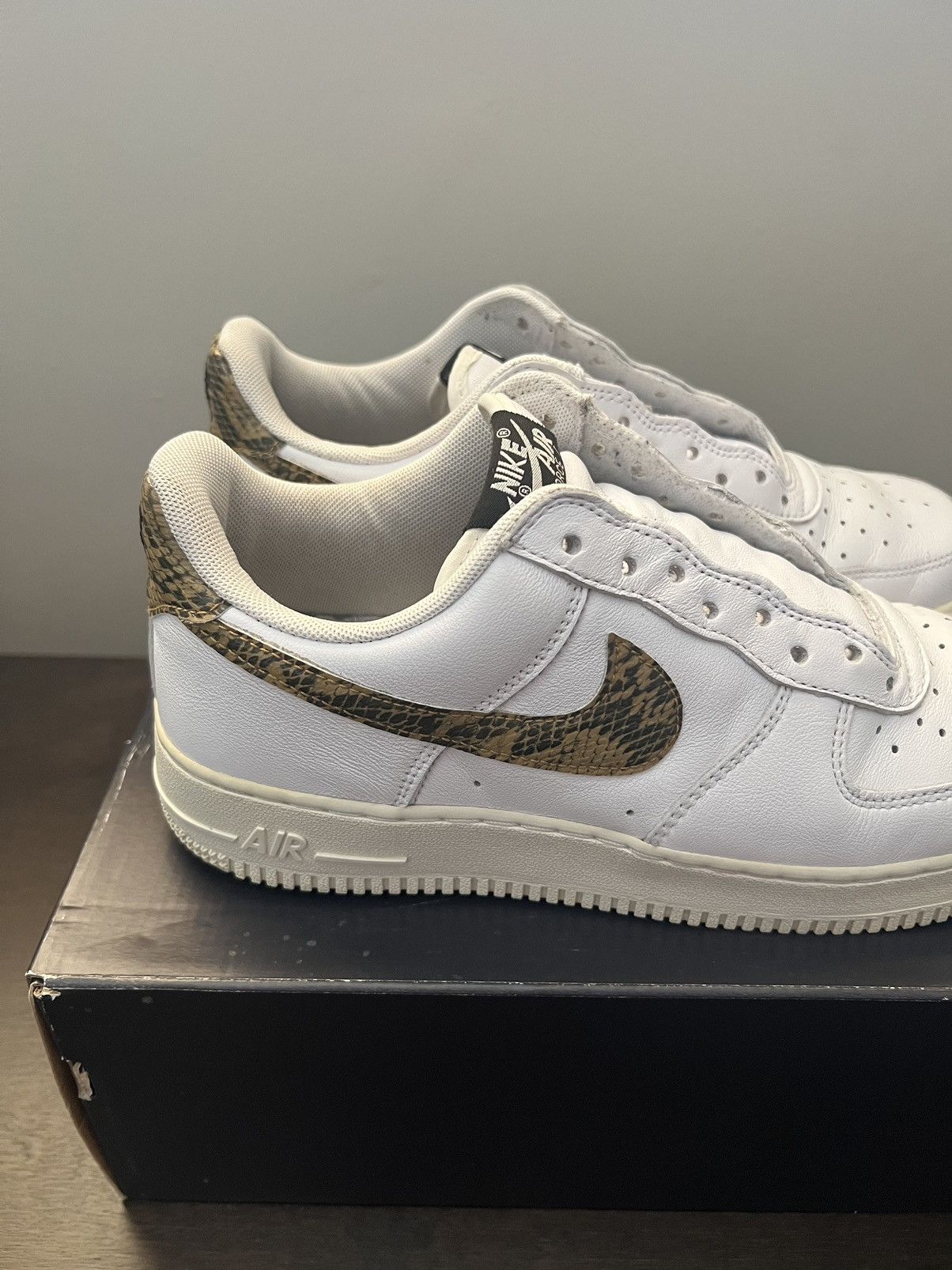Nike Nike Air Force 1 Low Retro Ivory Snake Size US 8.5 / EU 41-42 - 2 Thumbnail