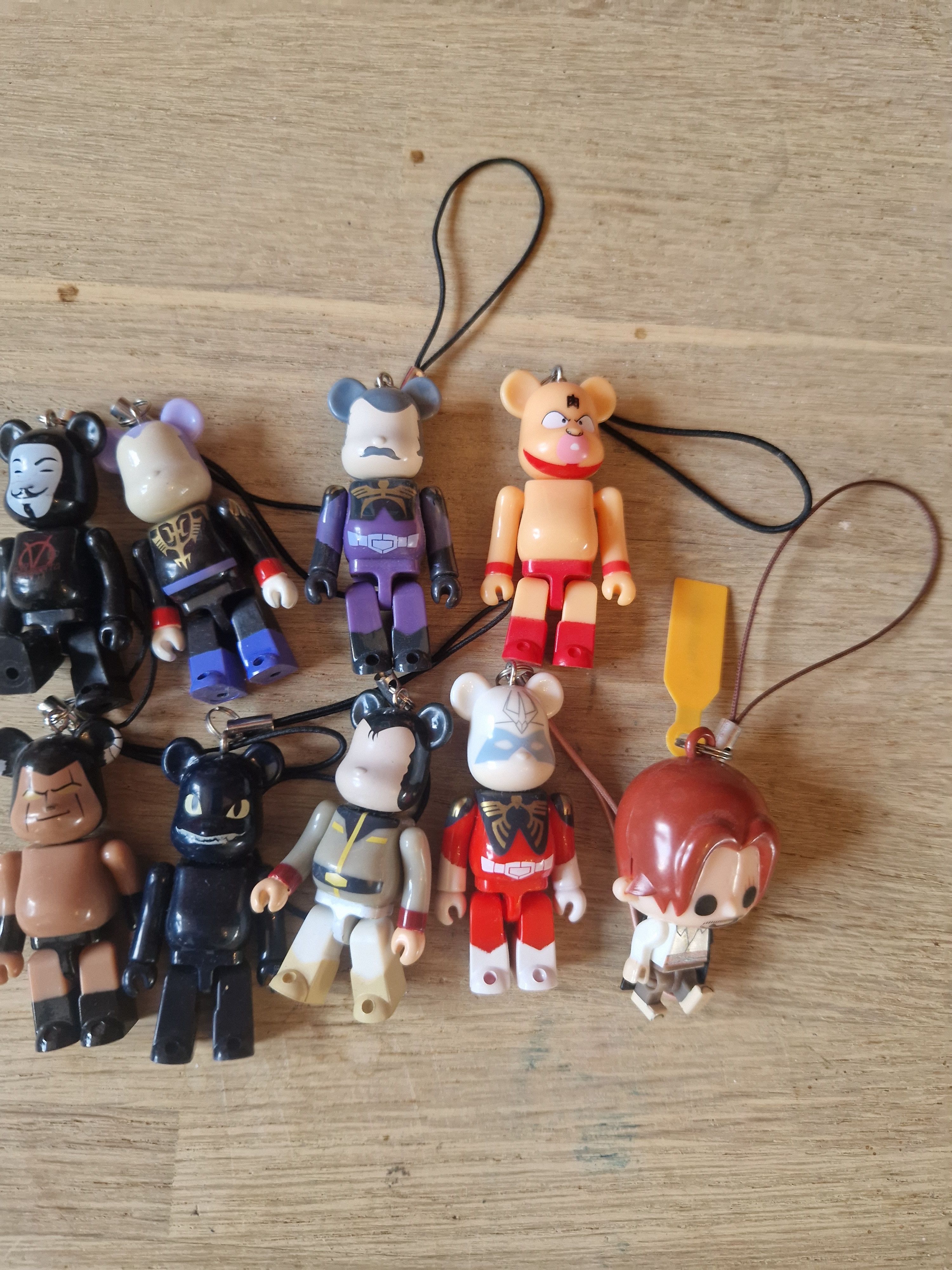 Medicom Toy Bearbrick keychain 32pcs [Bape/Hysteric glamour/Pepsi] Size ONE SIZE - 9 Thumbnail