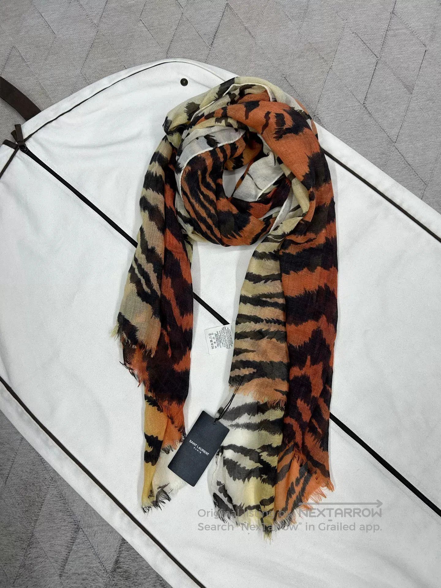 Saint Laurent Paris Saint Laurent Tiger Print Autumn Winter Scarf. Size ONE SIZE - 3 Thumbnail