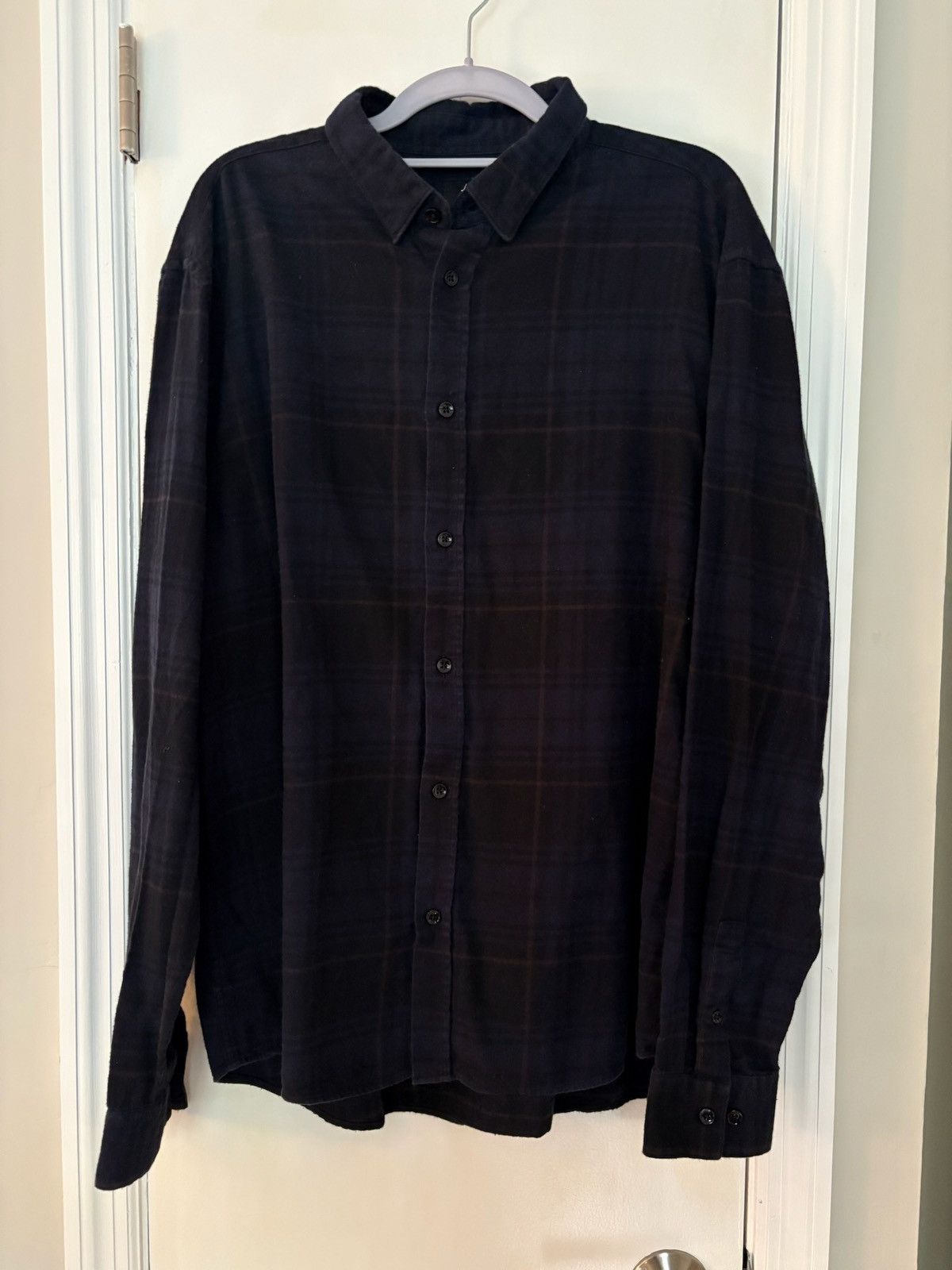 H&M H&M Black & Dark Navy Plaid Flannel Button-Up Shirt Size US XL / EU 56 / 4 - 1 Thumbnail