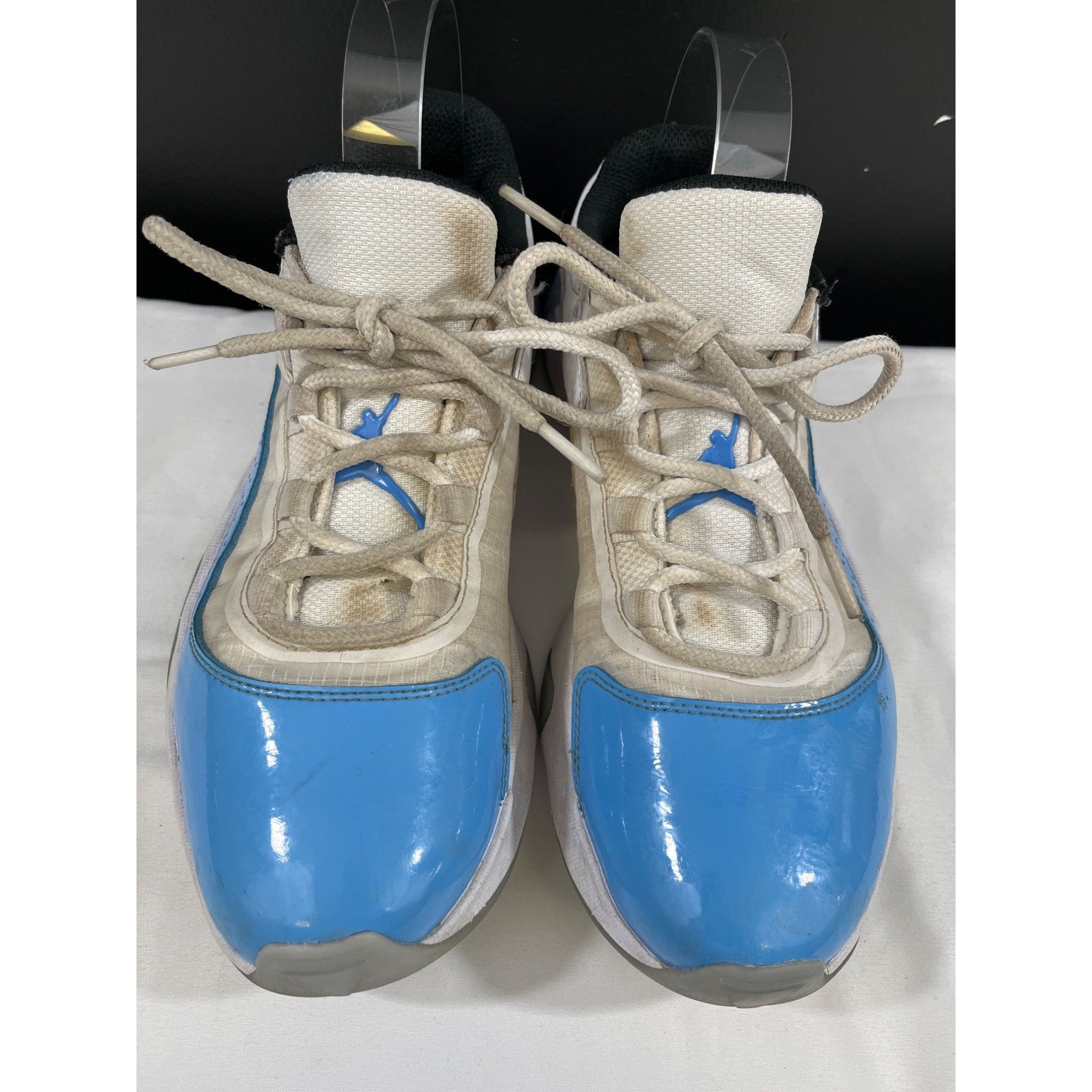 Jordan Brand Air Jordan 11 CMFT Low Men's White Low Top Sneakers Size 7.5 Size US 7.5 / EU 40-41 - 2 Thumbnail