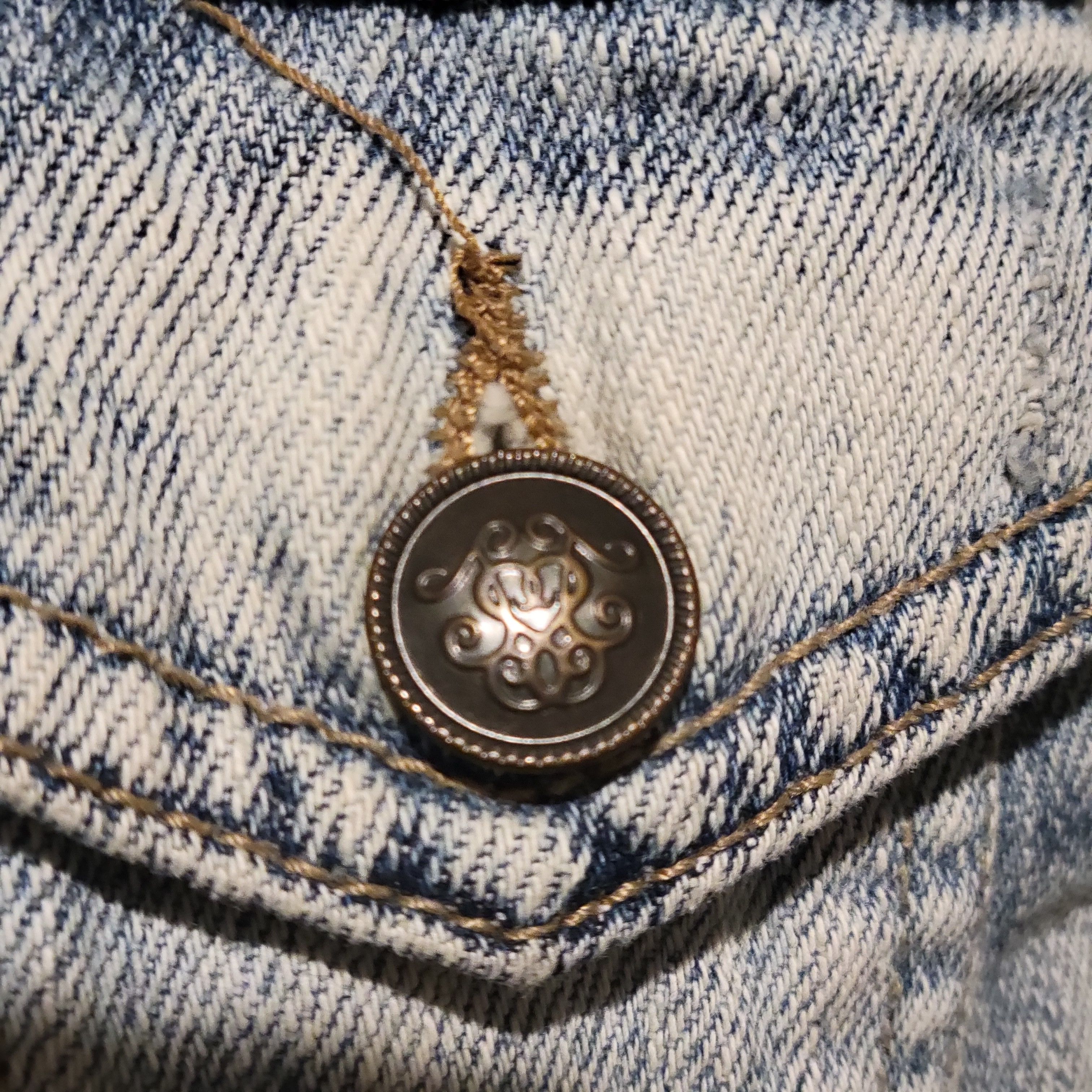 Jessica Simpson Jessica Simpson Distressed Faded Blue Denim Jean Jacket Size M / US 6-8 / IT 42-44 - 13 Thumbnail