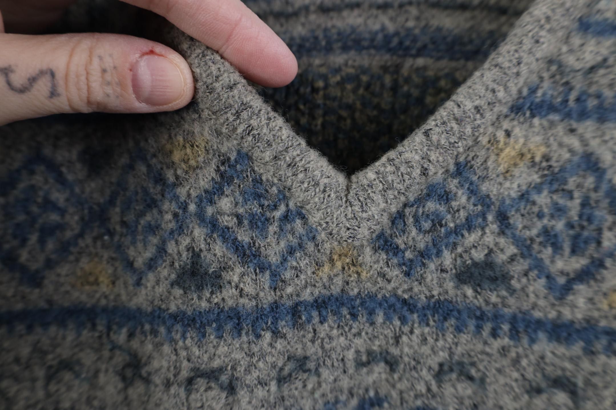Express Vintage 90s Express Flower Fair Isle Knit V-Neck Sweater Size S / US 4 / IT 40 - 9 Thumbnail