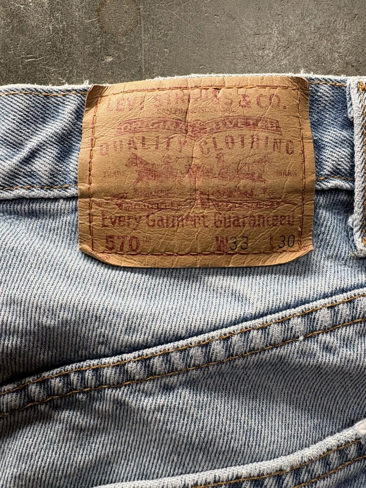Levi's Vintage Clothing Vintage Levi’s 570 Size US 33 - 4 Thumbnail