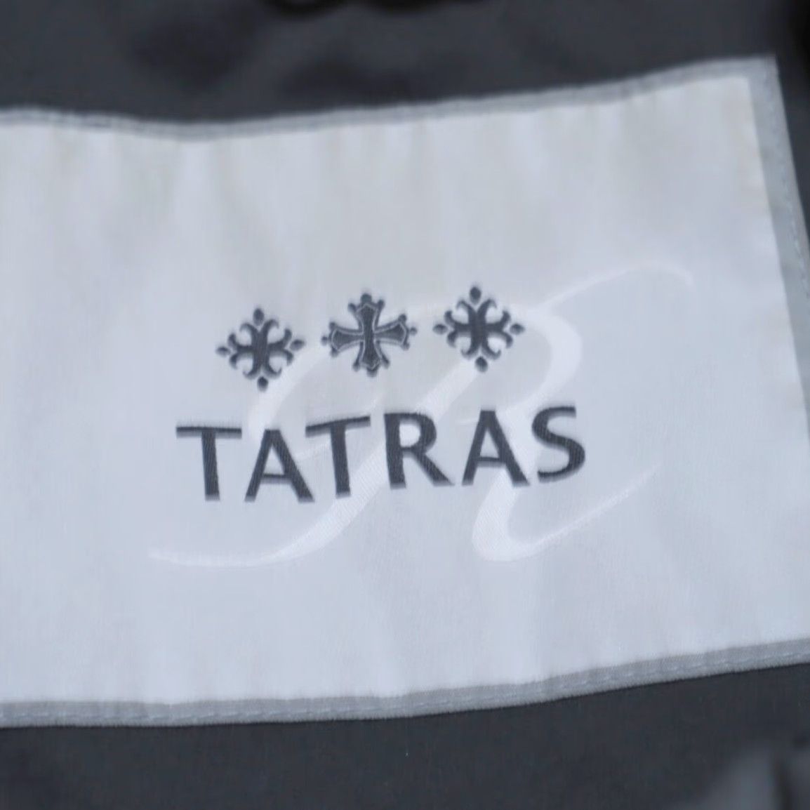 Vintage VINTAGE Tatras Diamond Quilted Down Fill Parka Jacket Gray Women's 5 Shirt Jacket Women Size S / US 4 / IT 40 - 5 Thumbnail