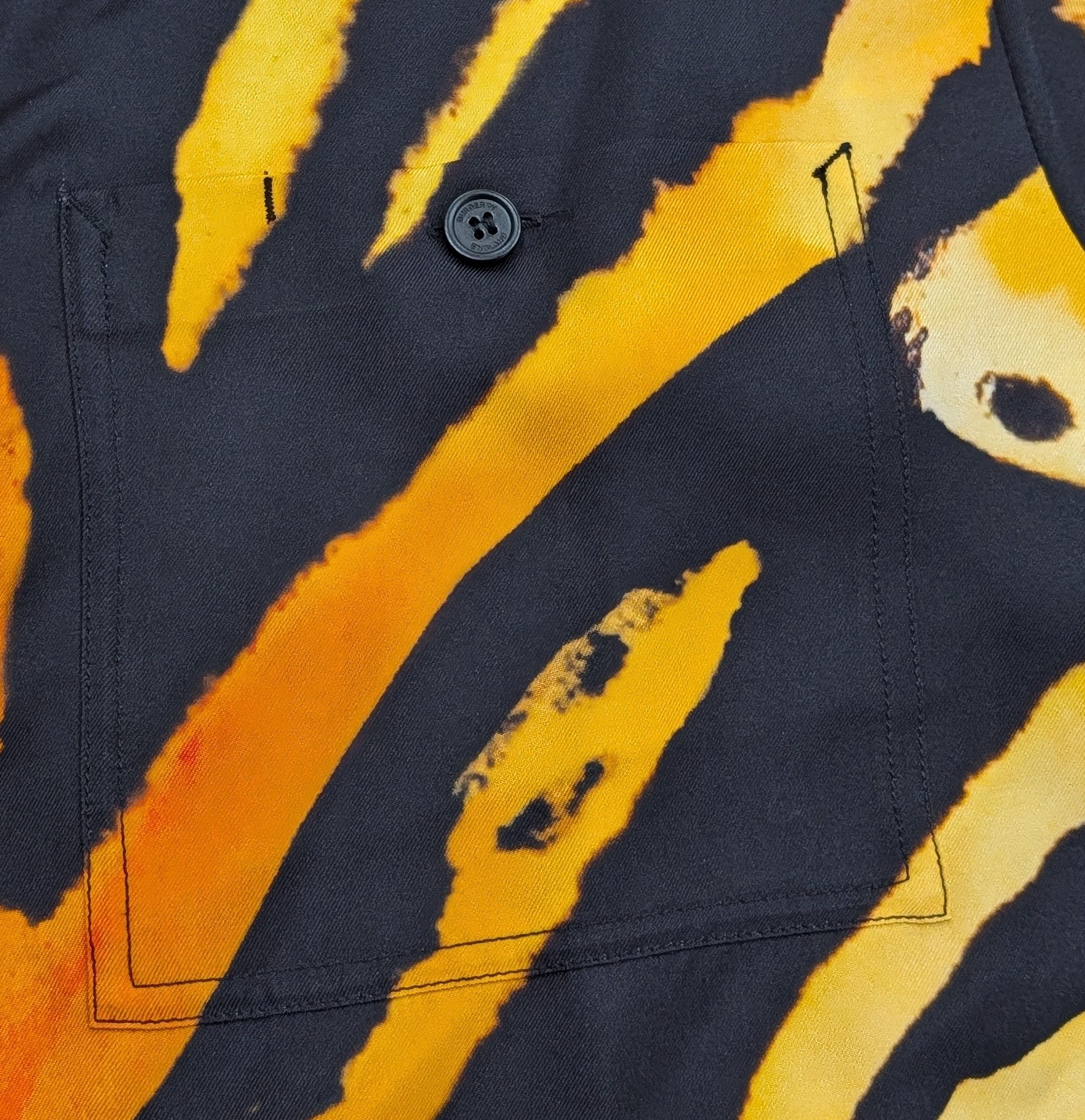 Burberry BURBERRY Tiger Print Silk Button Up Shirt Orange Small Size US S / EU 44-46 / 1 - 3 Thumbnail