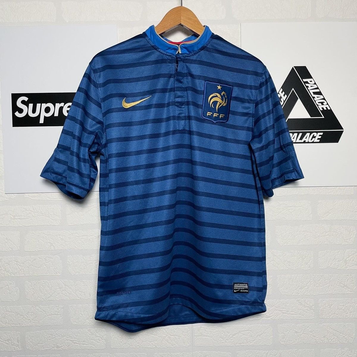 Nike France NT Euro 2012 Home Nike Shirt National Team Size US S / EU 44-46 / 1 - 1 Thumbnail